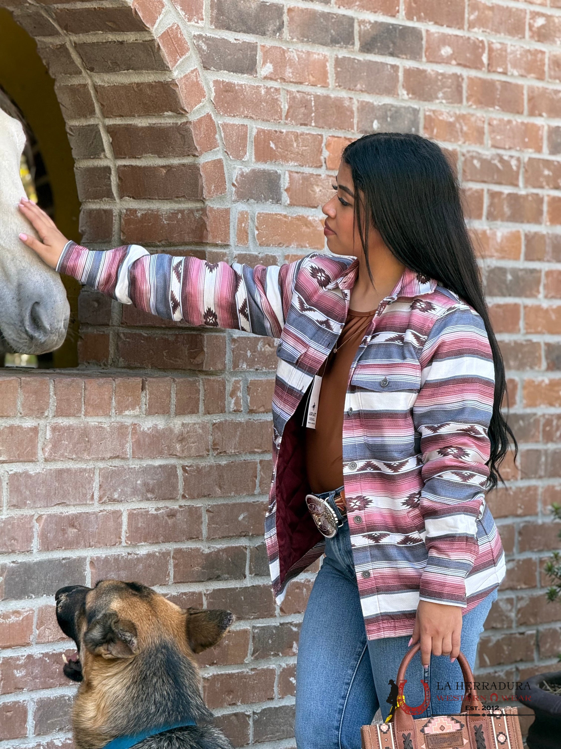 Ariat Womens Shacket Shirt Jacket Serape Ropa Mujeres