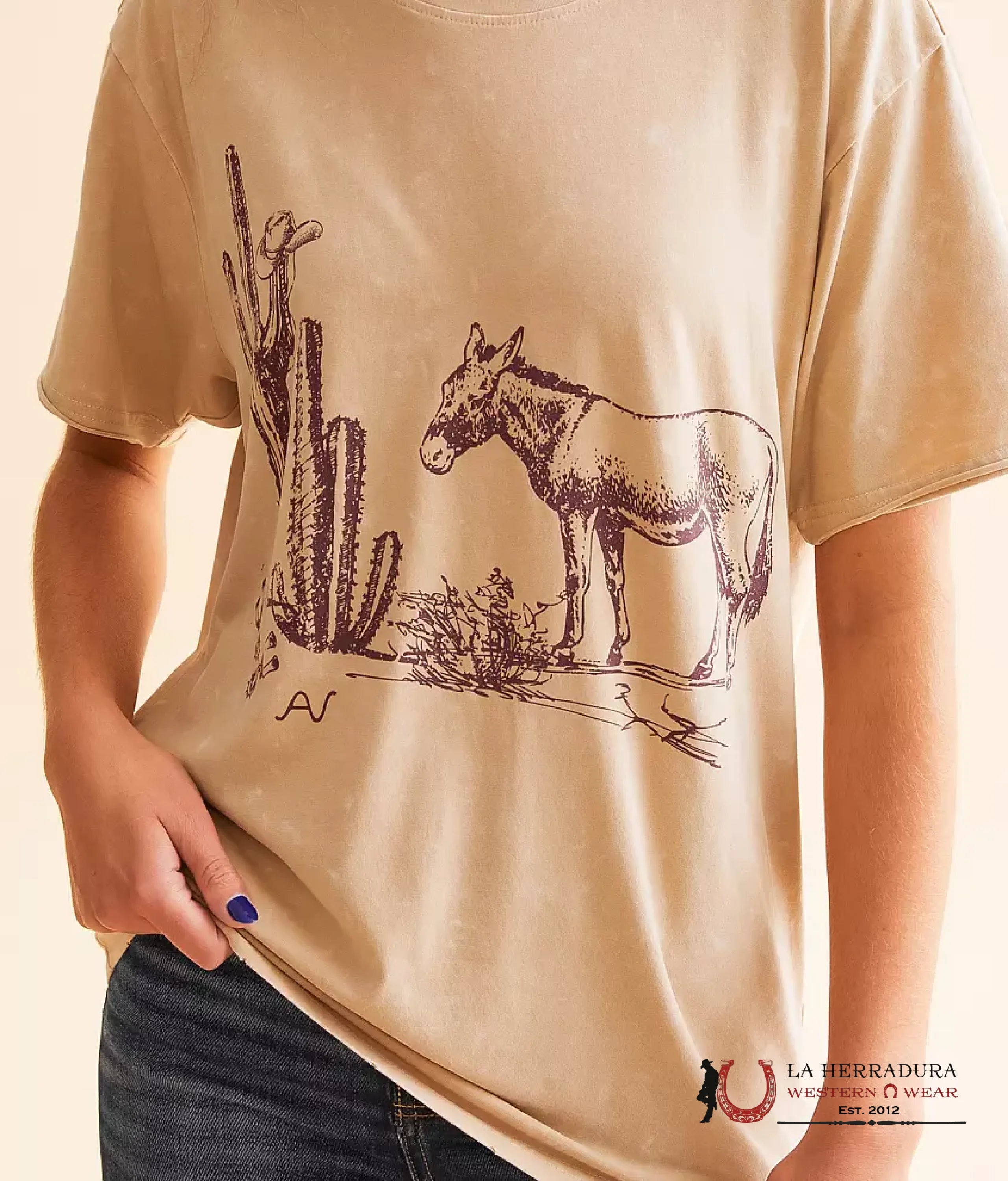 Ariat Women Burro Short Sleeve Irish Cream Mineral Wash Ropa Mujeres