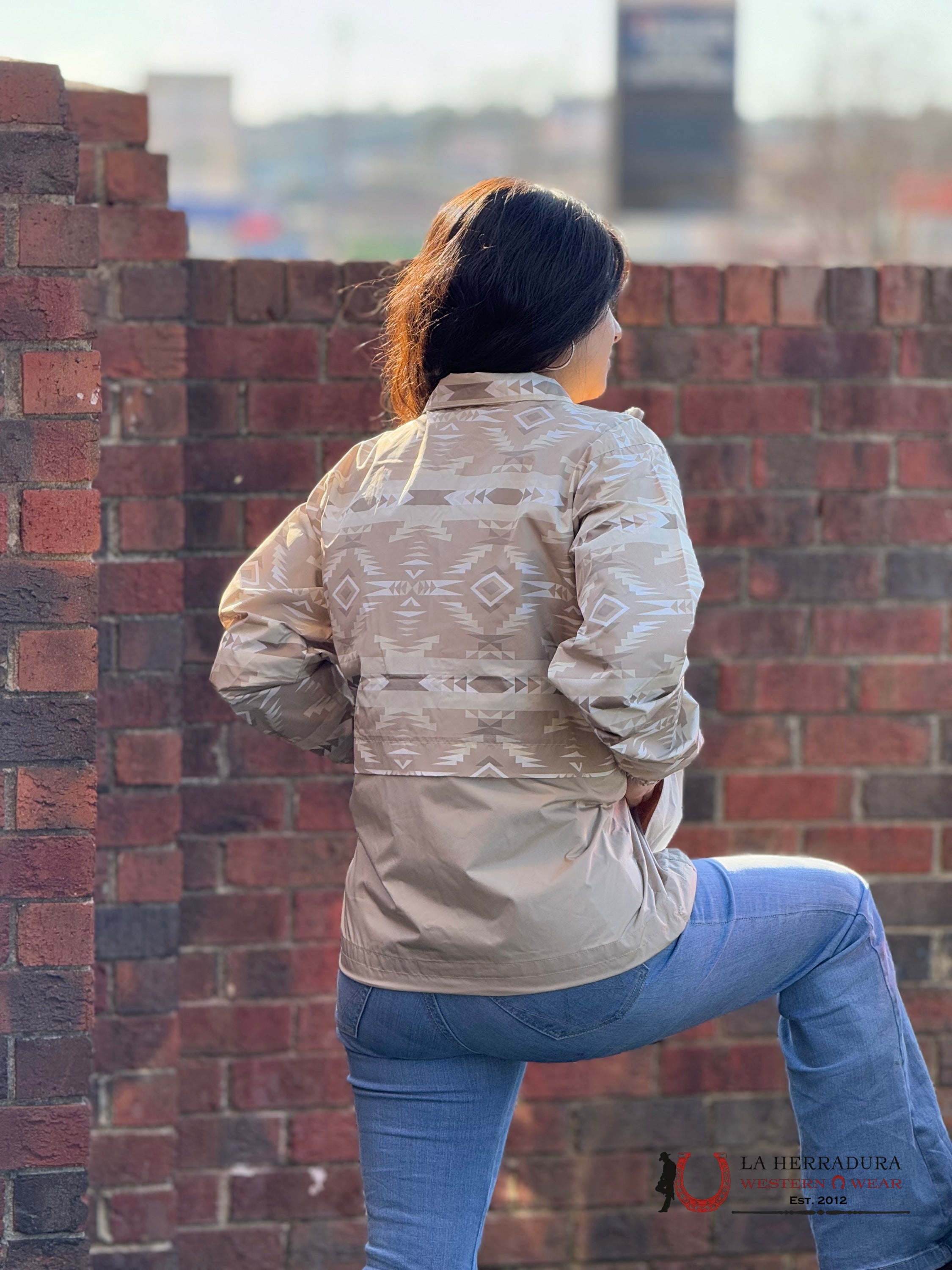 Ariat Women Whisper Pullover White Pepper Jacket Ropa Mujeres