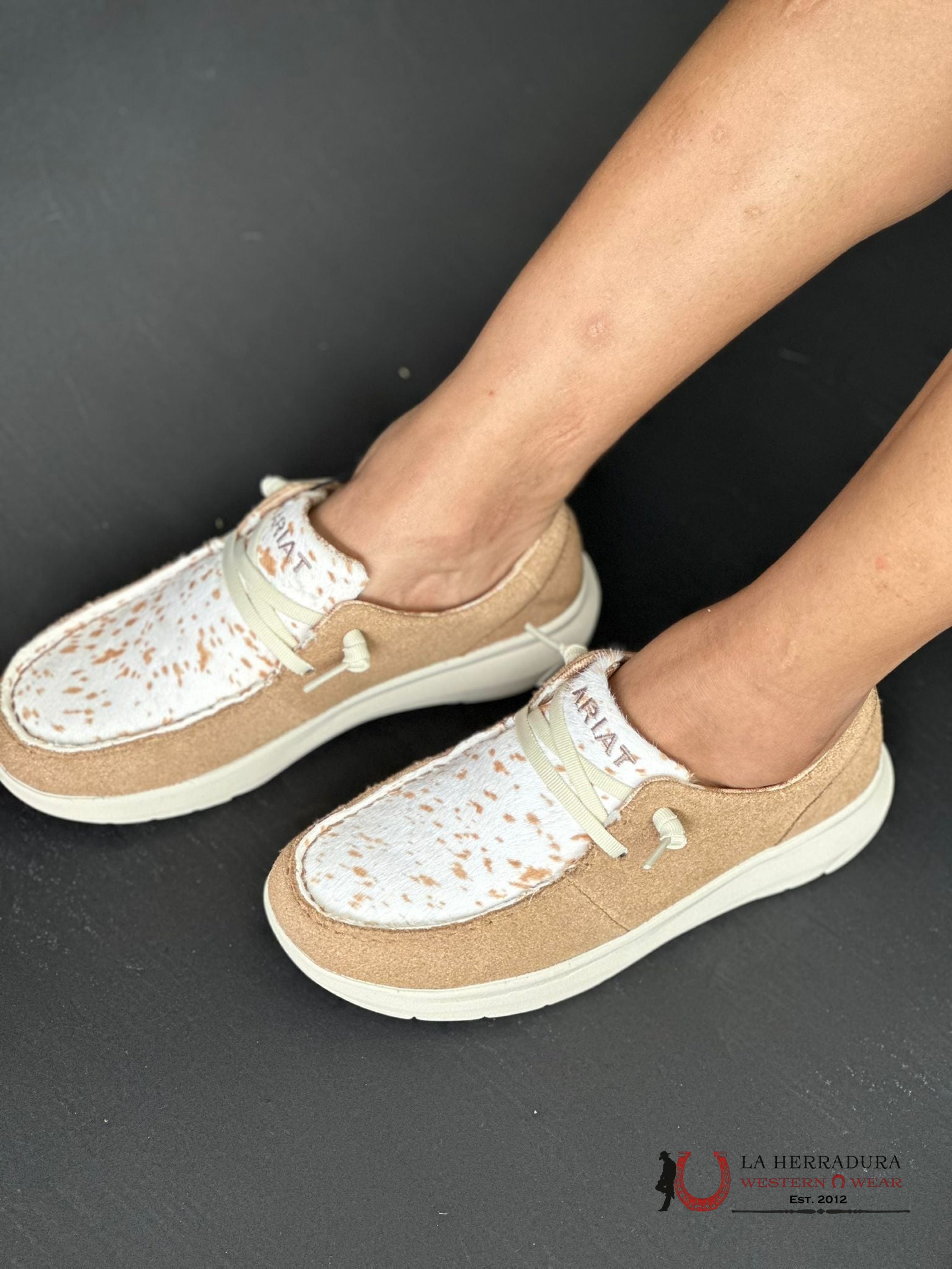 Ariat Womens Hilo Walnut / Spotted Hair On Zapatos Mujeres