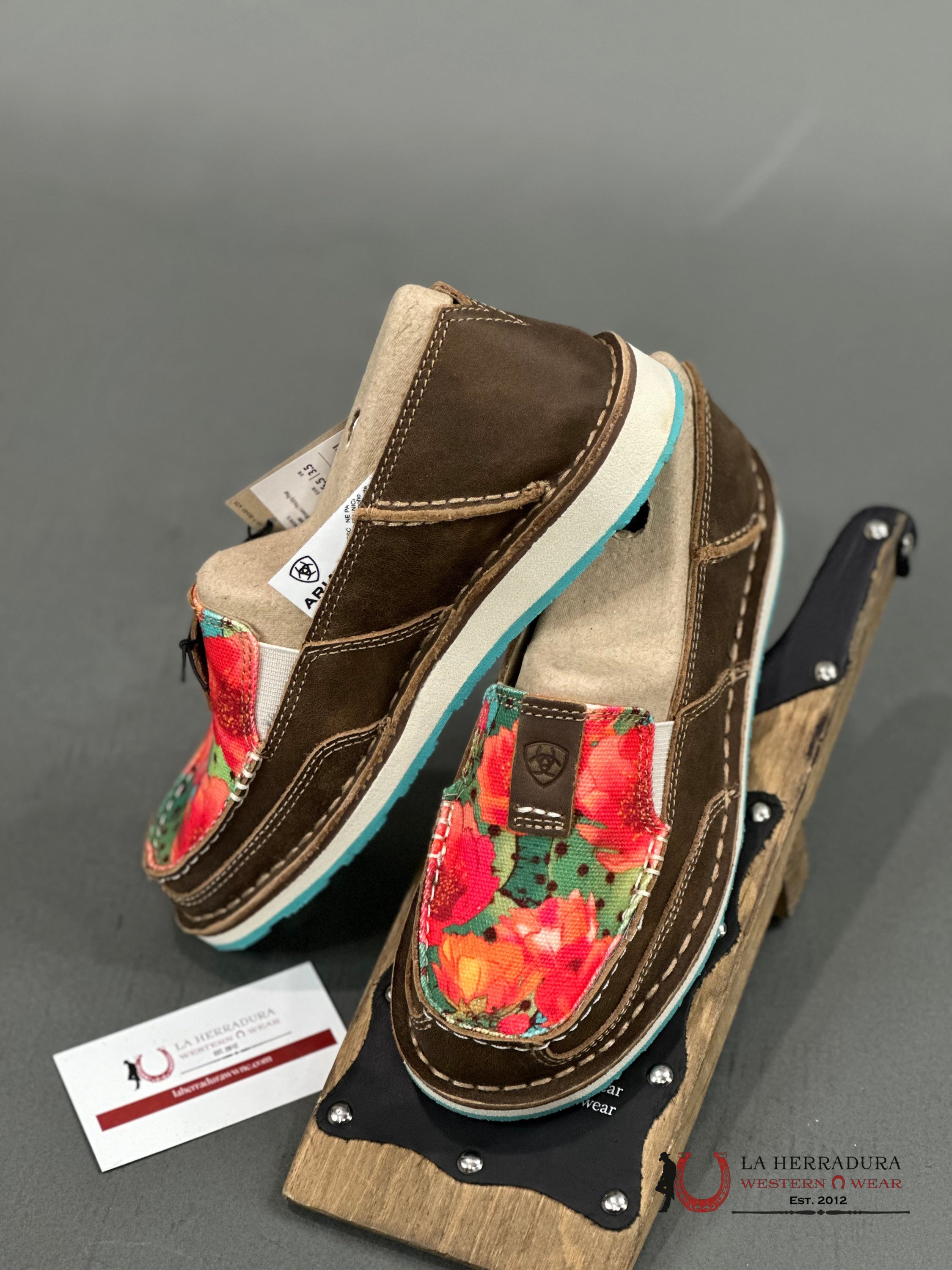 Ariat Womens Slip On Cruiser Bare Brown / Prickly Pear Zapatos Mujeres