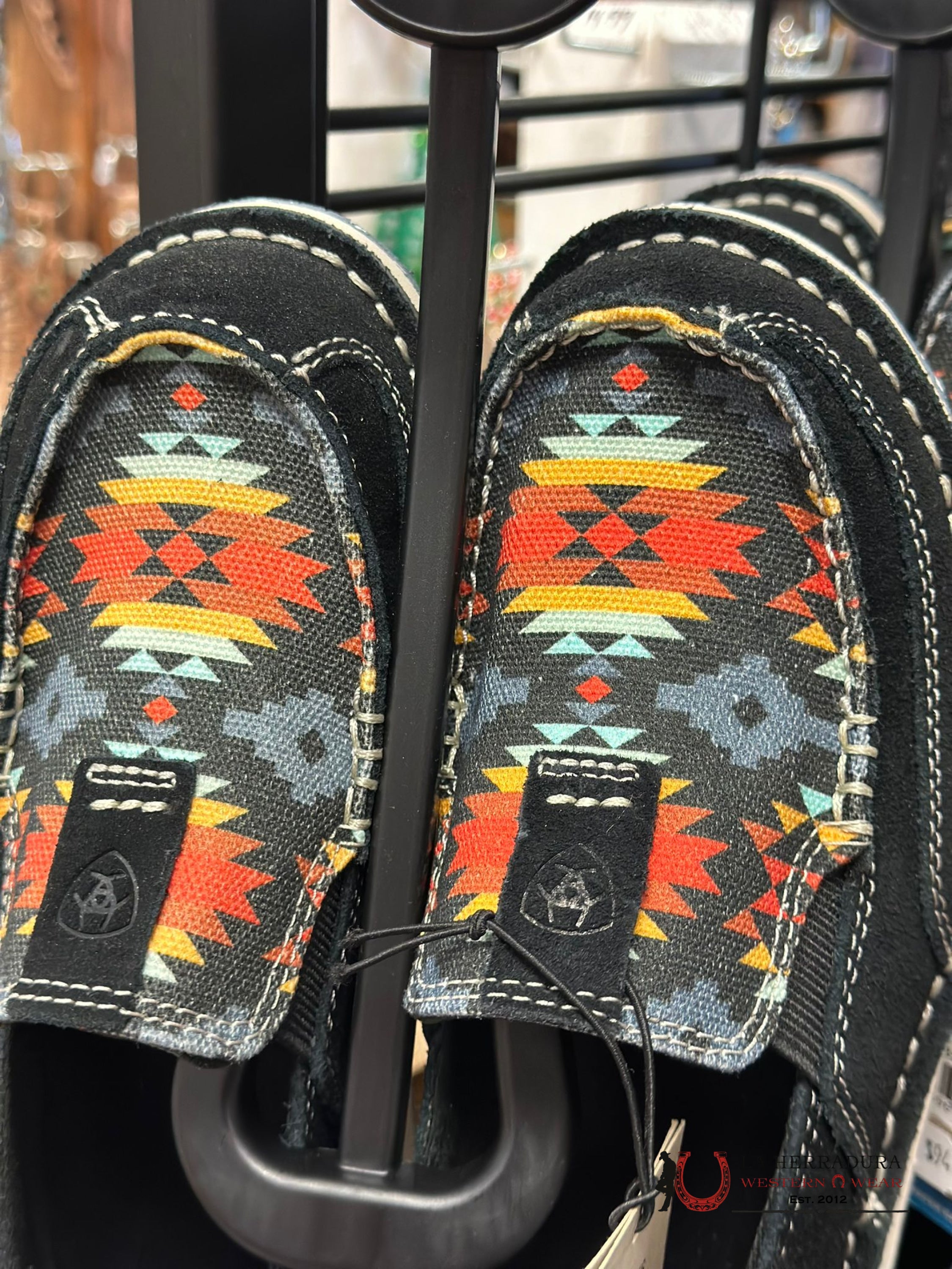 Ariat Womens Slip On Crusier Black Suede Deepest Aztec Zapatos Mujeres