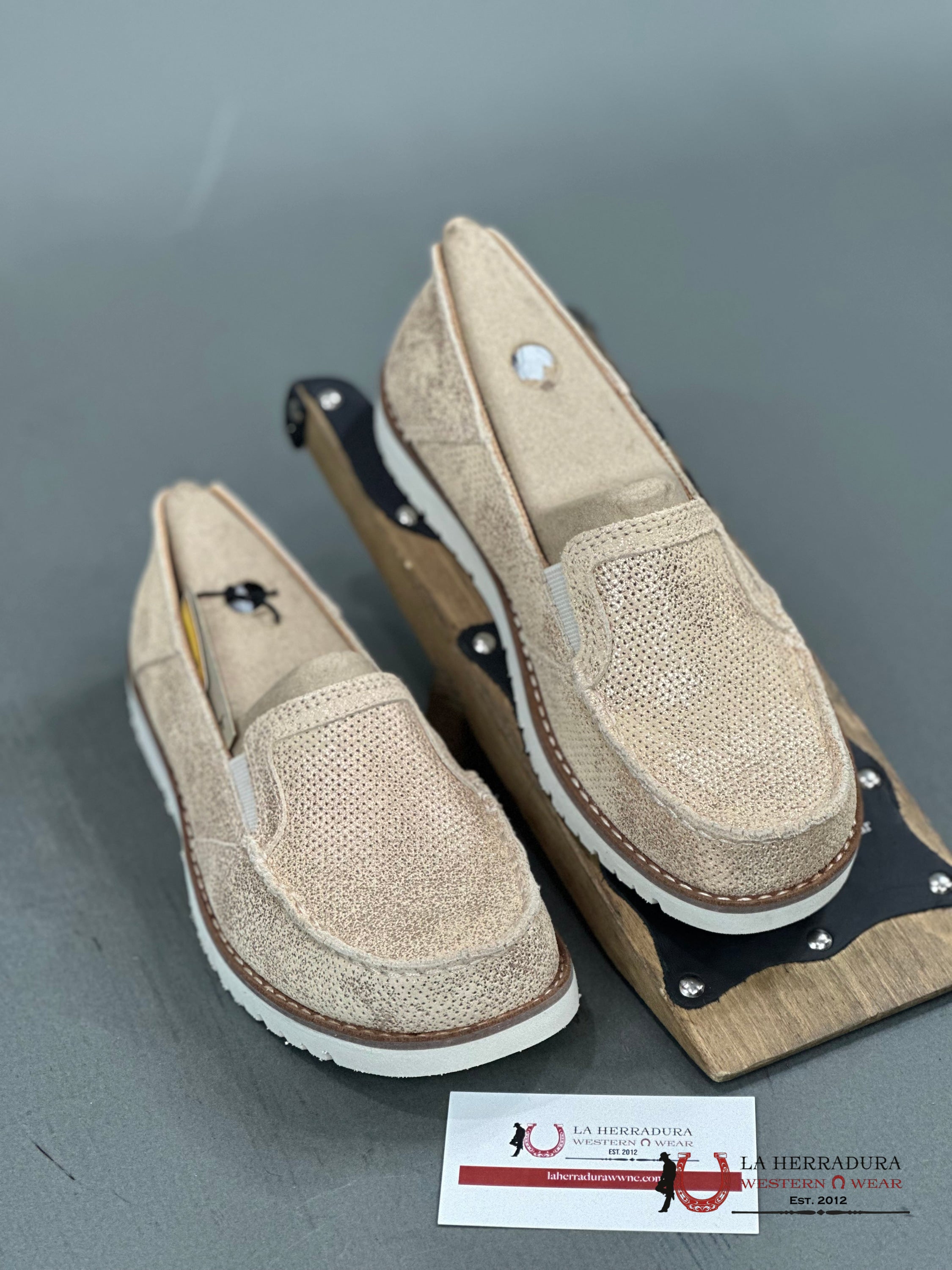 Ariat Womens Slip On Crusier Rose Gold Metallic Zapatos Mujeres