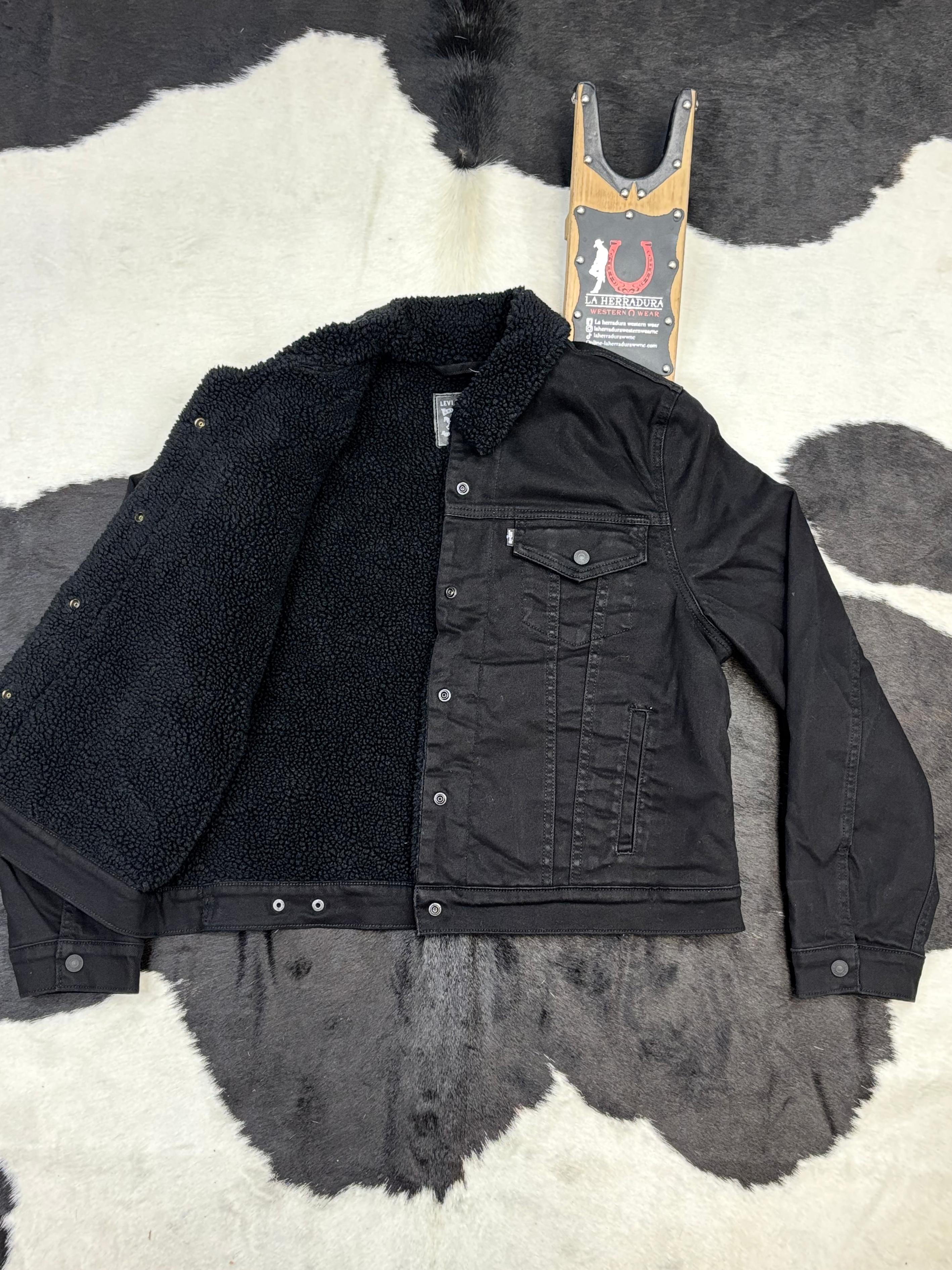 Levi´s Type III Sherpa Black Trucker Jacket