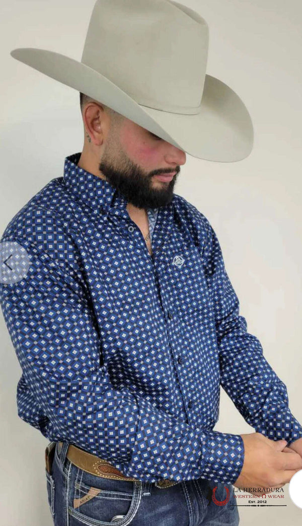 Estampado geométrico azul sobre negro clásico