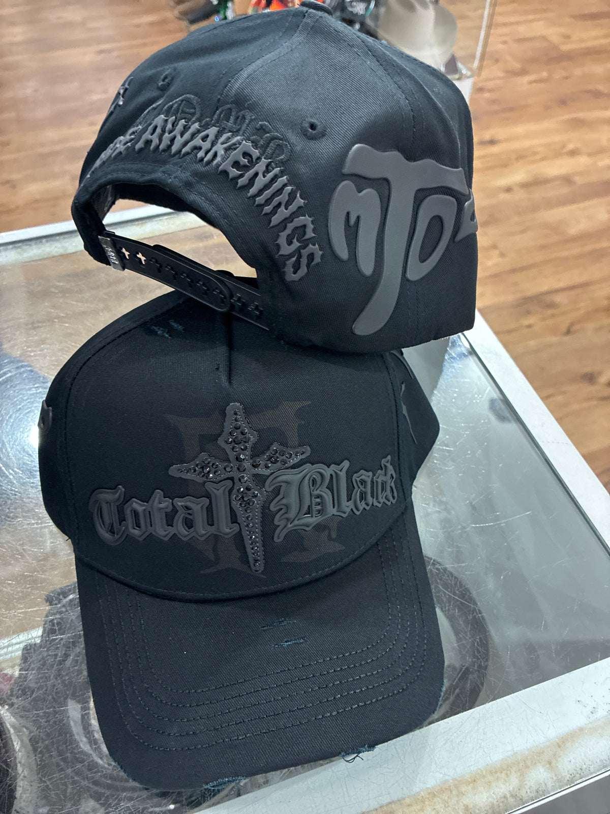 RUDE AWAKENINGS HAT TOTAL BLACK