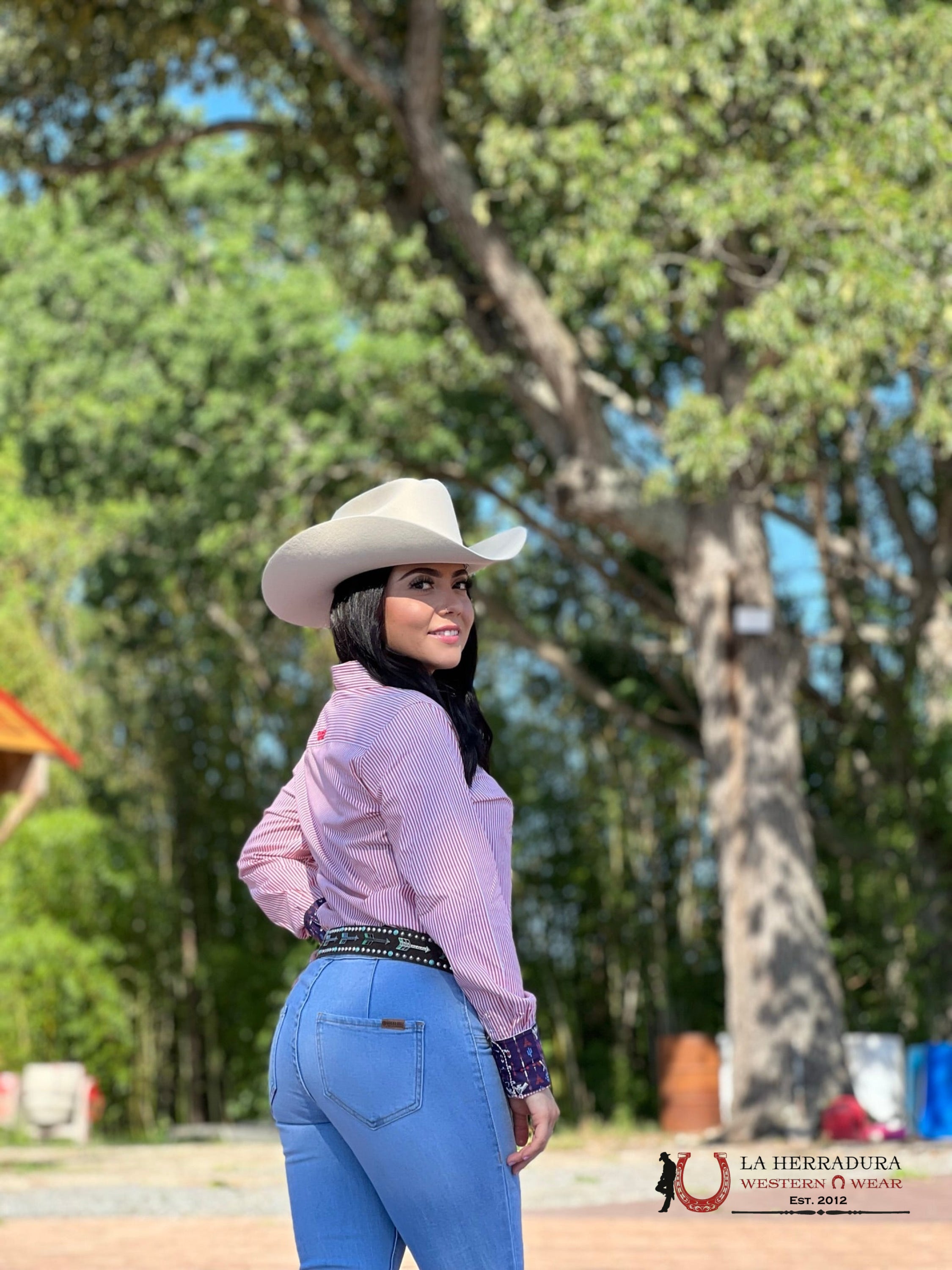 Camisa Ariat For Women Poppy Red/ White Stripe Ropa Mujeres