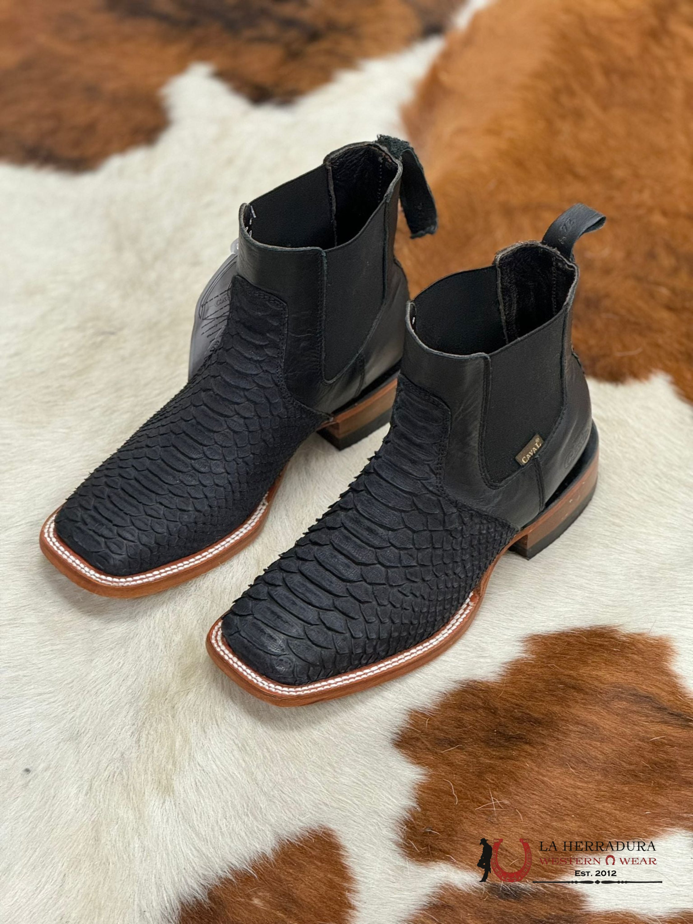 Caval Short Boot Exotic Python Black Botas Hombres