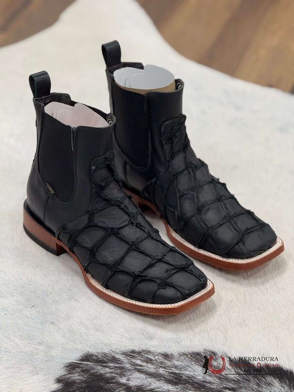 BOTA CORTA CABALLO PUNTA CUADRADA PESCADO MATE NEGRO EXÓTICO
