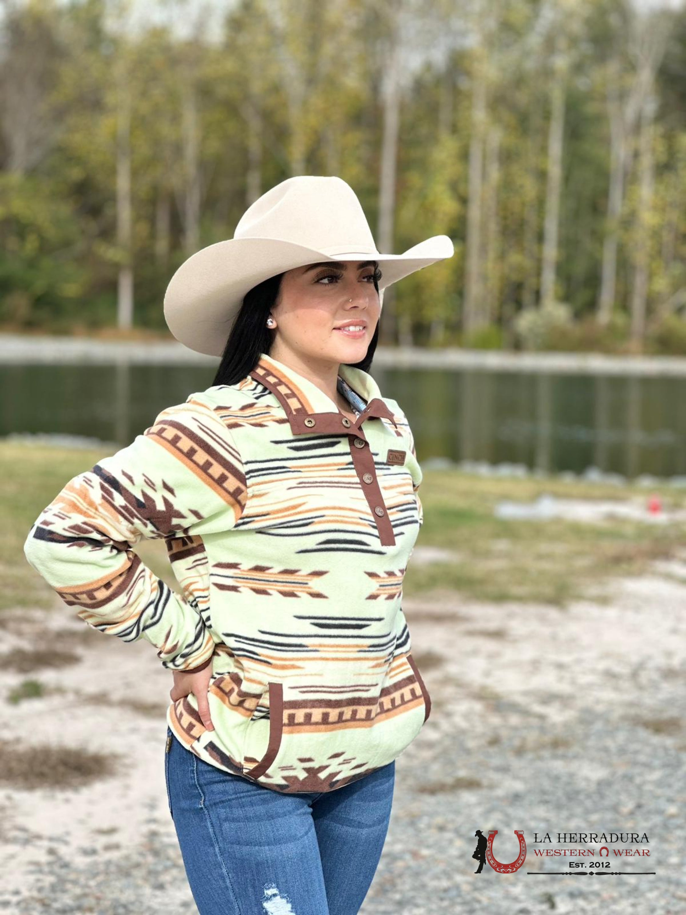Cinch Women’s Lime With Cinnamon And Coffee Aztec Pulloveri Ropa Mujeres