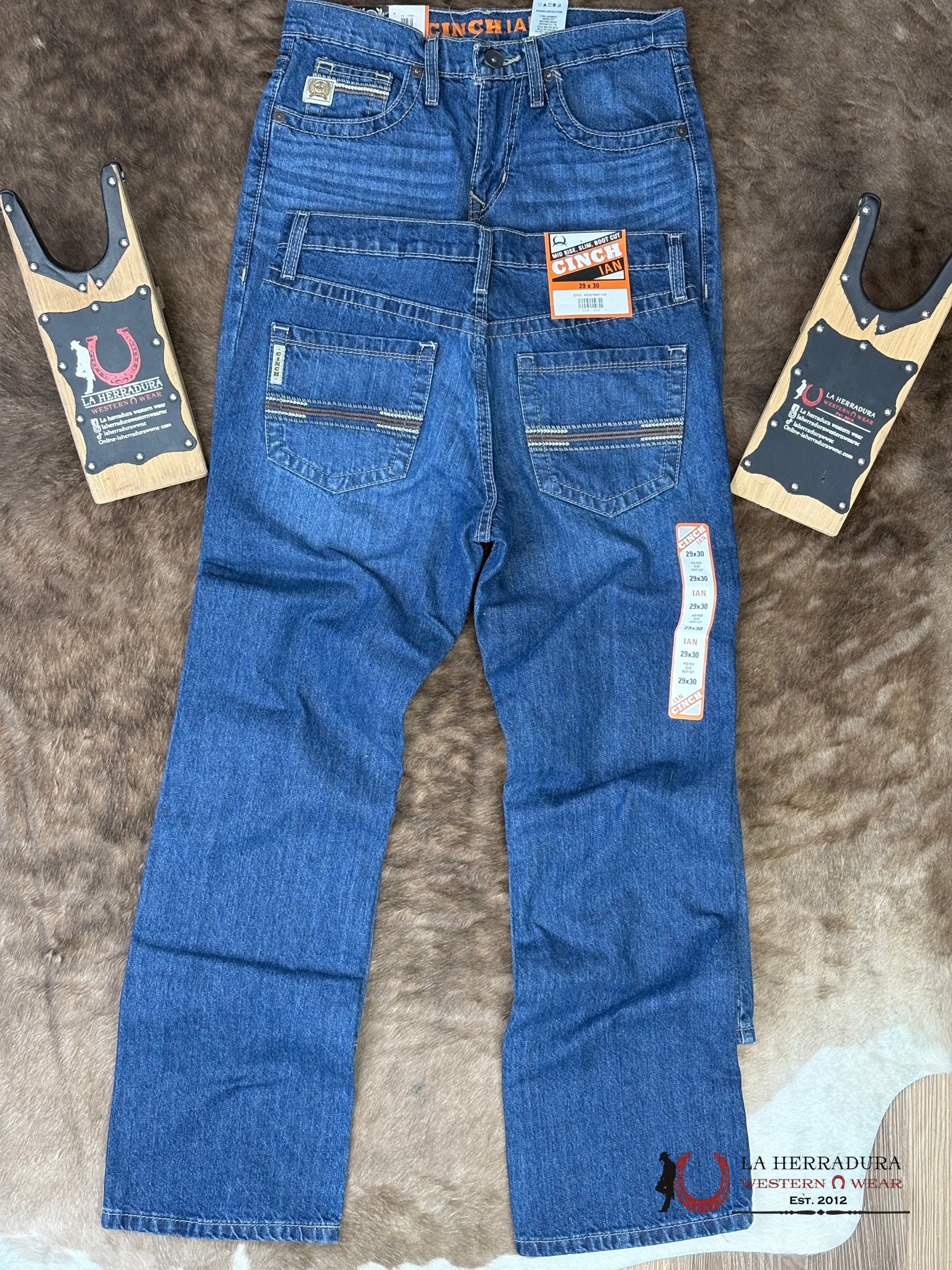 CINCH JEAN IAN MEDIUM WASHED MID RISE SLIM BOOTCUT - 6001 ROPA HOMBRES