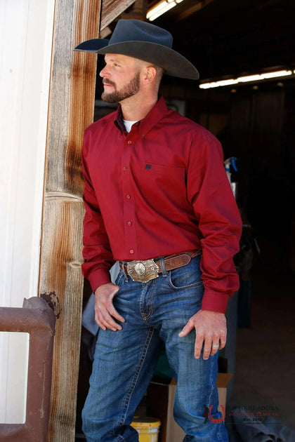 CINCH RED SOLID BUTTON DOWN SHIRT MTW1105625 BURGANDY