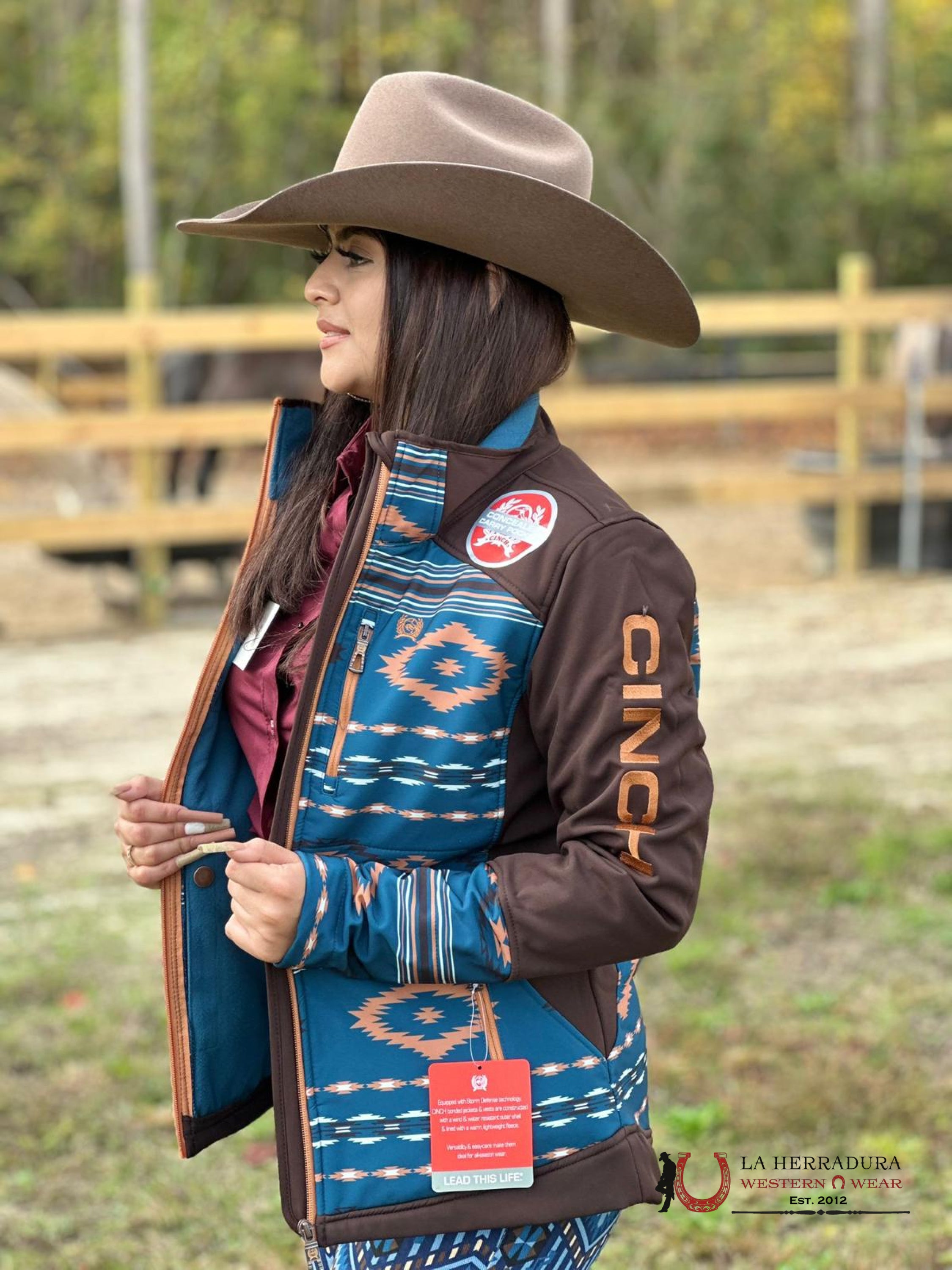 Cinch Womens Jacket Tan Logo Aztec Softshell Ropa Mujeres