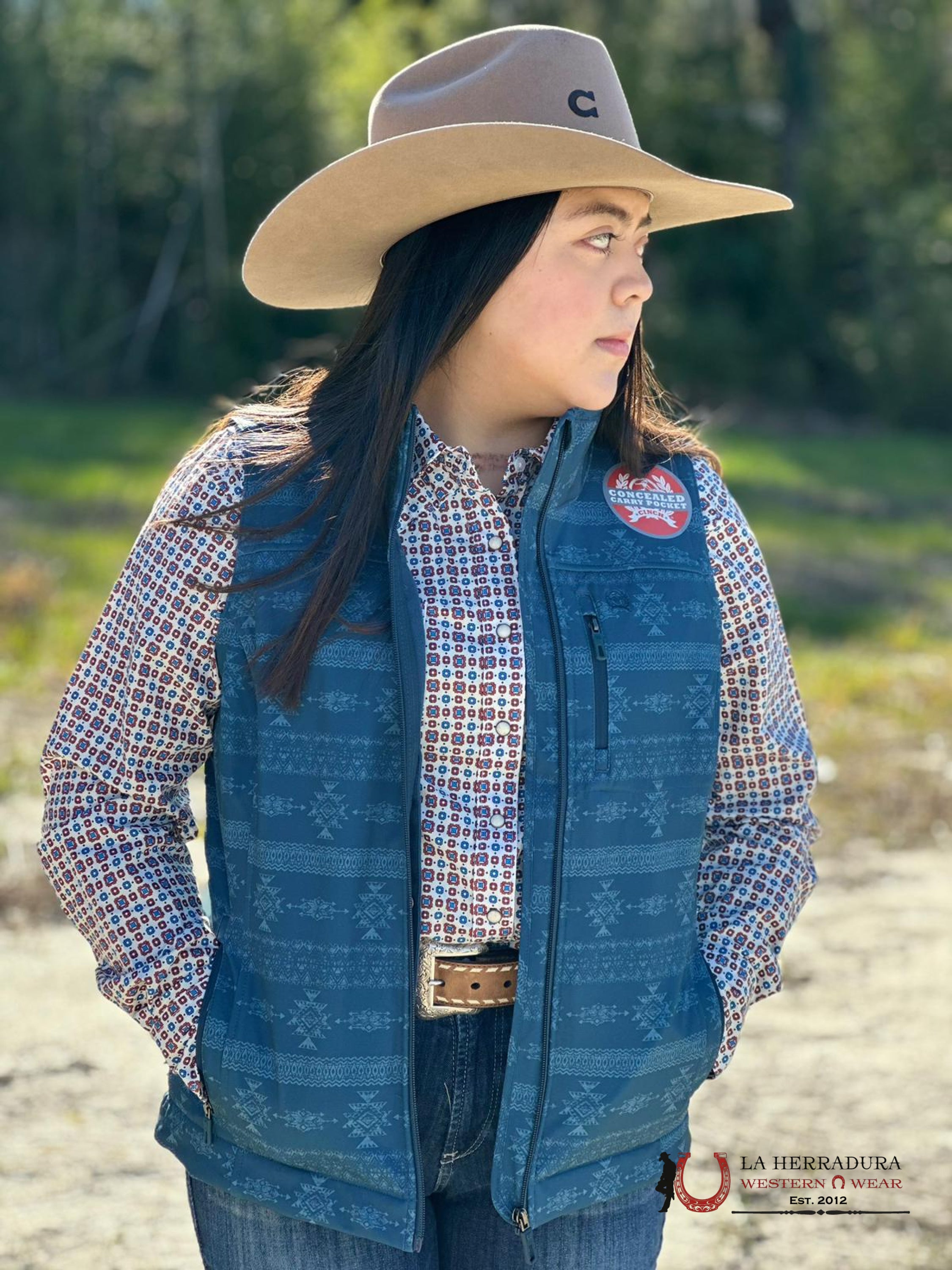 Cinch Womens Blue Aztec Pattern Vest Concealed Carry Pocket Ropa Mujeres