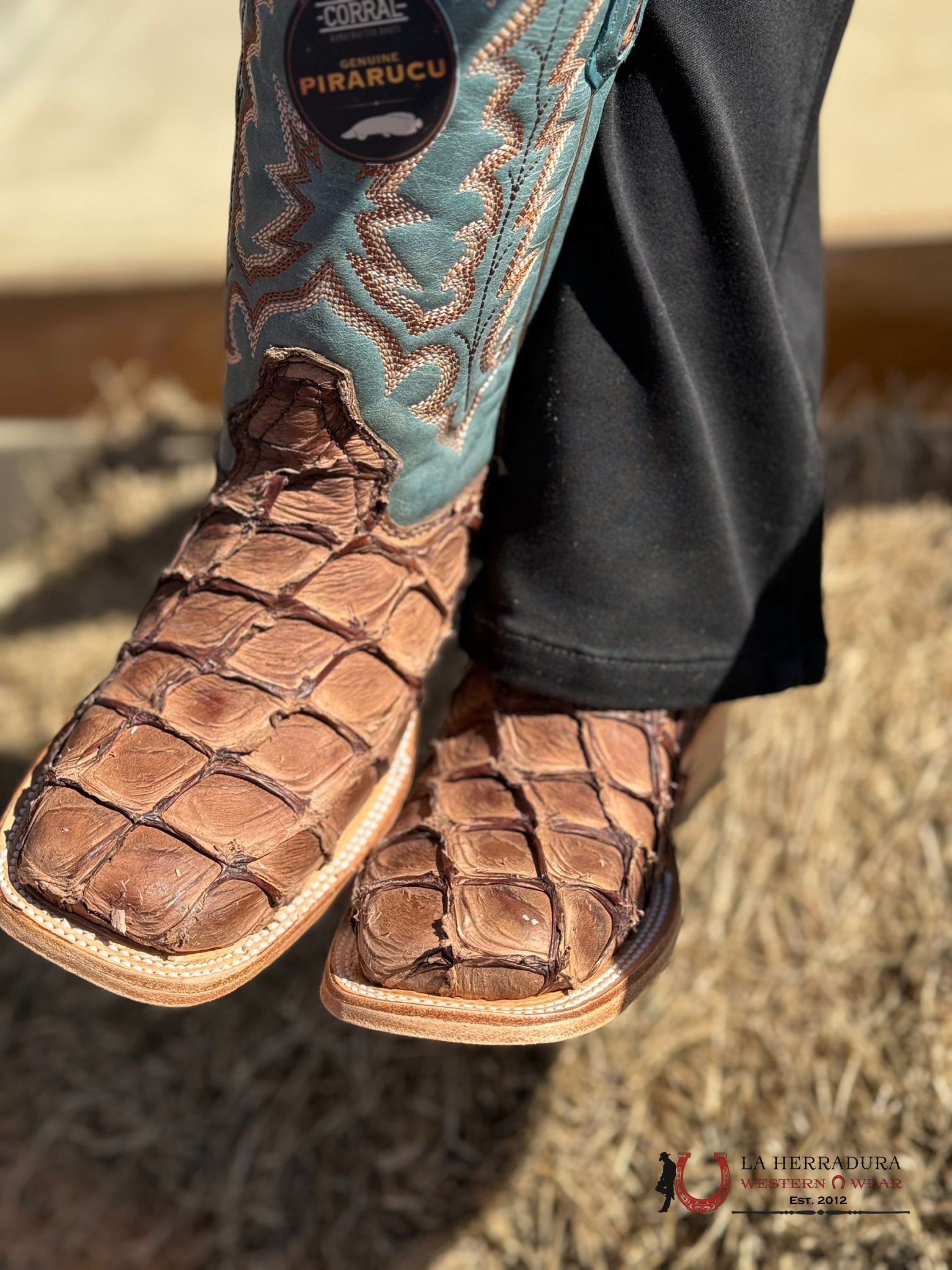 Womens Corral Light Brown Blue Top Fish Pirarucu Embroidery Botas Mujeres