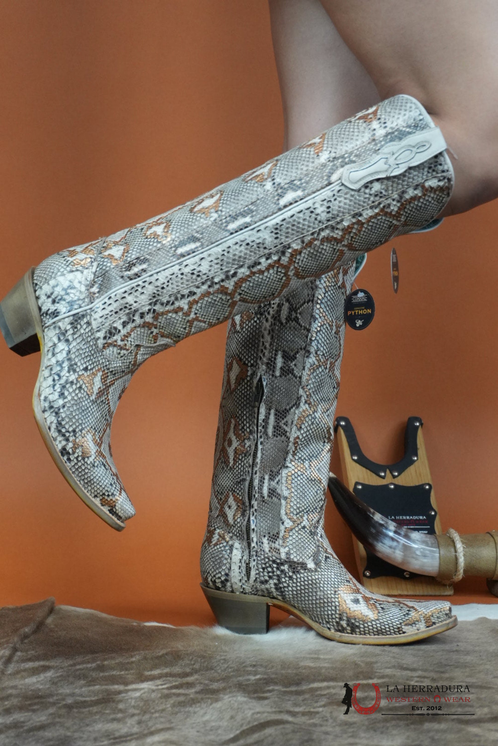 WOMENS CORRAL NATURAL GOLDEN HAND PAINTED PYTHON TALL BOOT BOTAS MUJERES