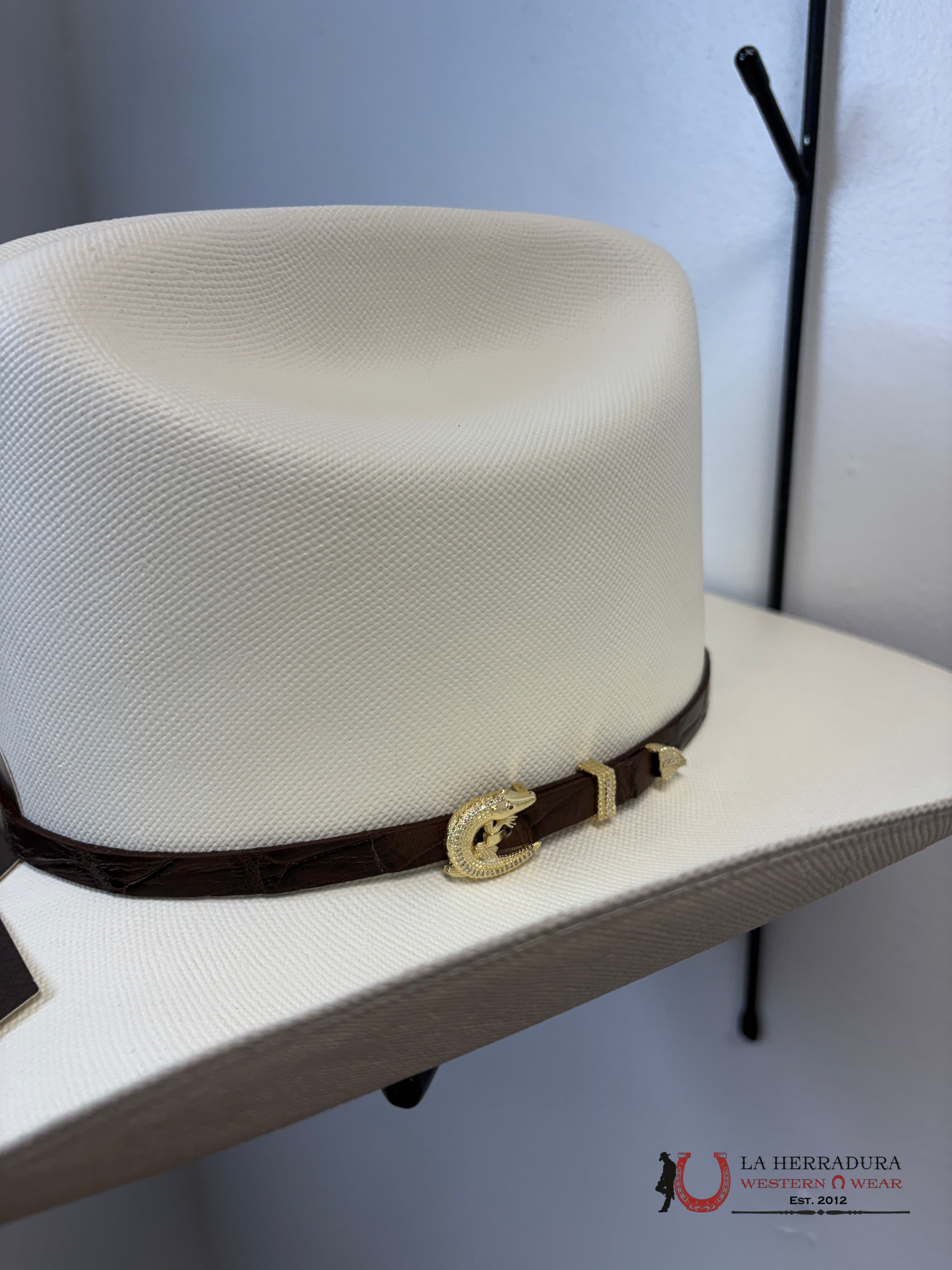 CUADRA 5000X KING IVORY REPARO TEJANA