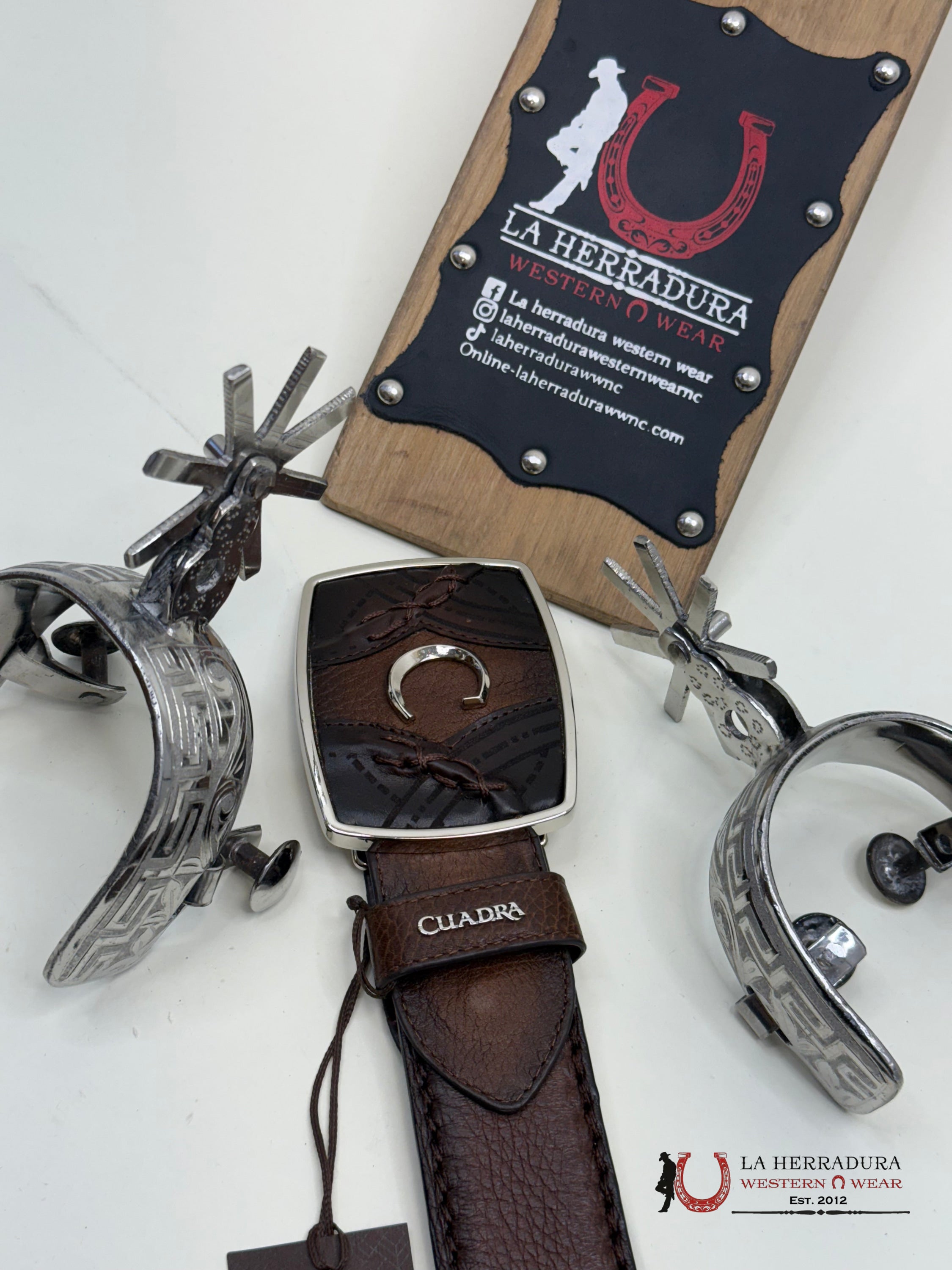 Cuadra Almond Deer Laser Belt Cinturones Hombres