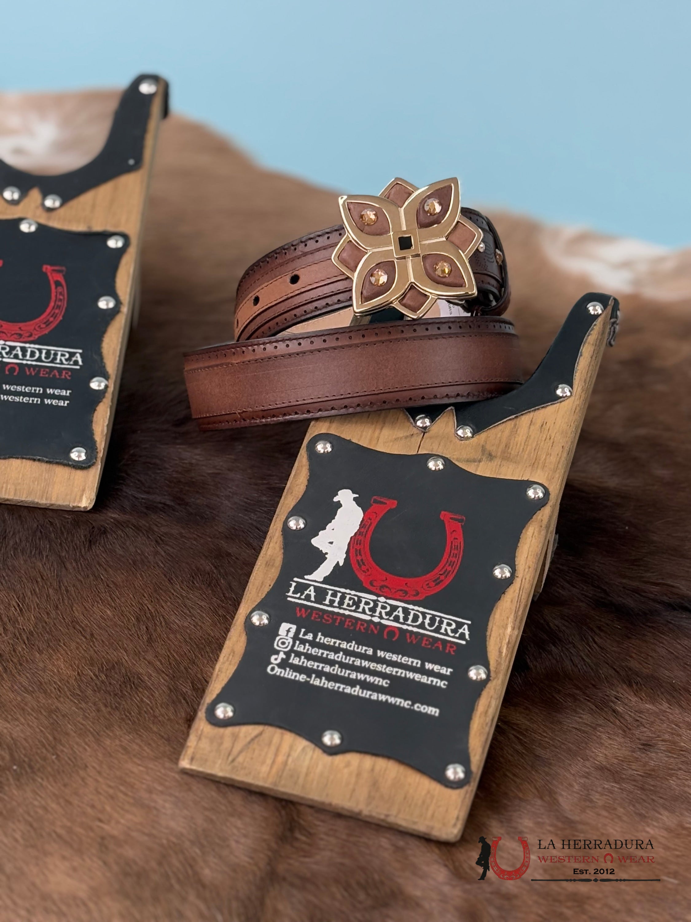 Cuadra Belt Res Sillero Over Castaño Cinturones Mujeres