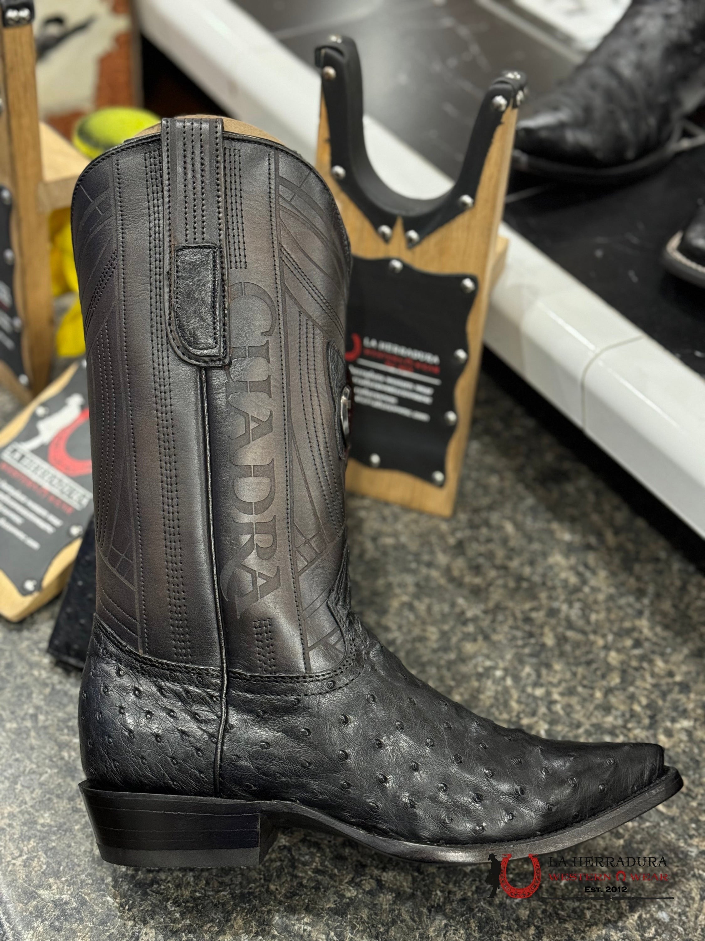 CUADRA BOOT AVESTRUZ NEGRO/BLACK SNIP TOE CU807 BOTAS HOMBRES