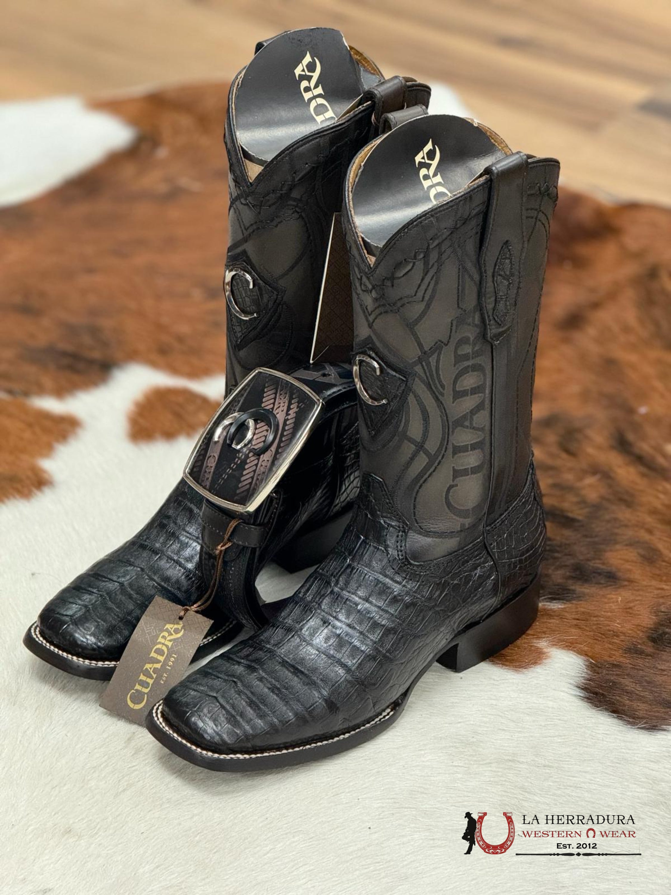 Cuadra Boot Fuscus Belly Caiman Black Square Toe Botas Hombres
