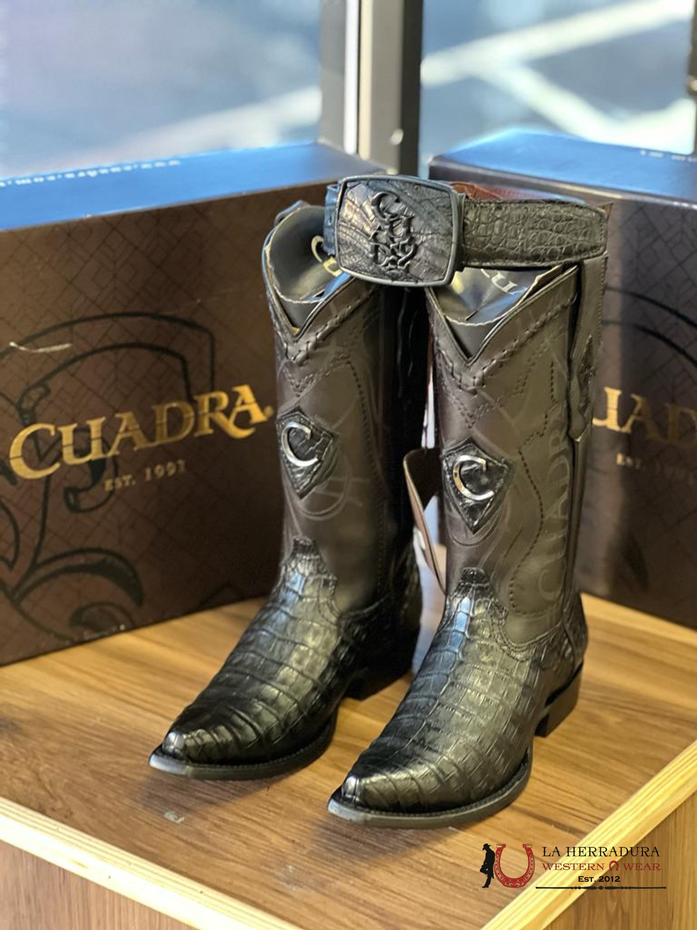Cuadra Boot Fuscus Belly Caiman Laser Black Plunge Point Toe 2B1Ofy Botas Hombres