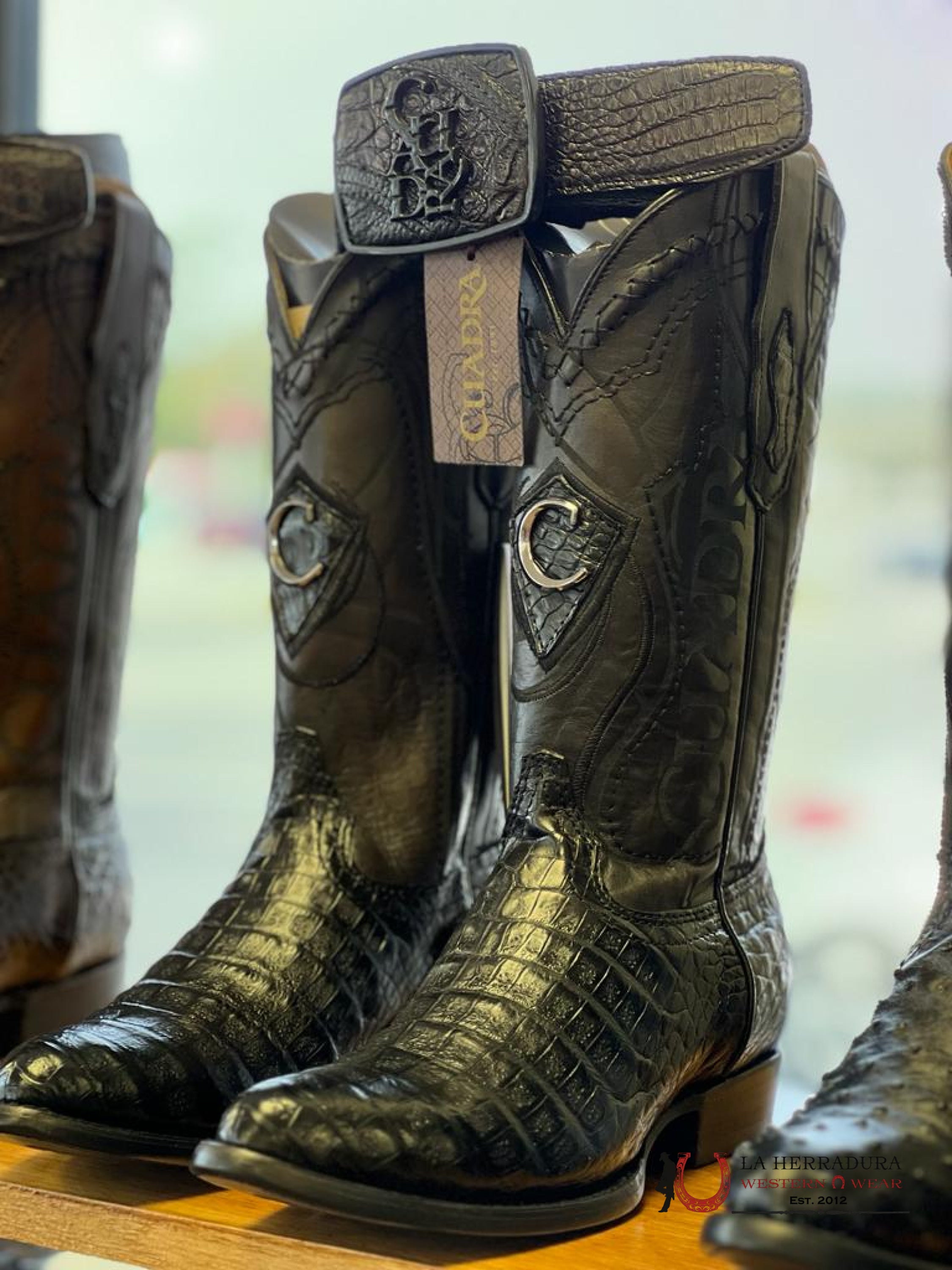 Cuadra Boot Fuscus Belly Caimán Negro Black Laser Round Toe Botas Hombres