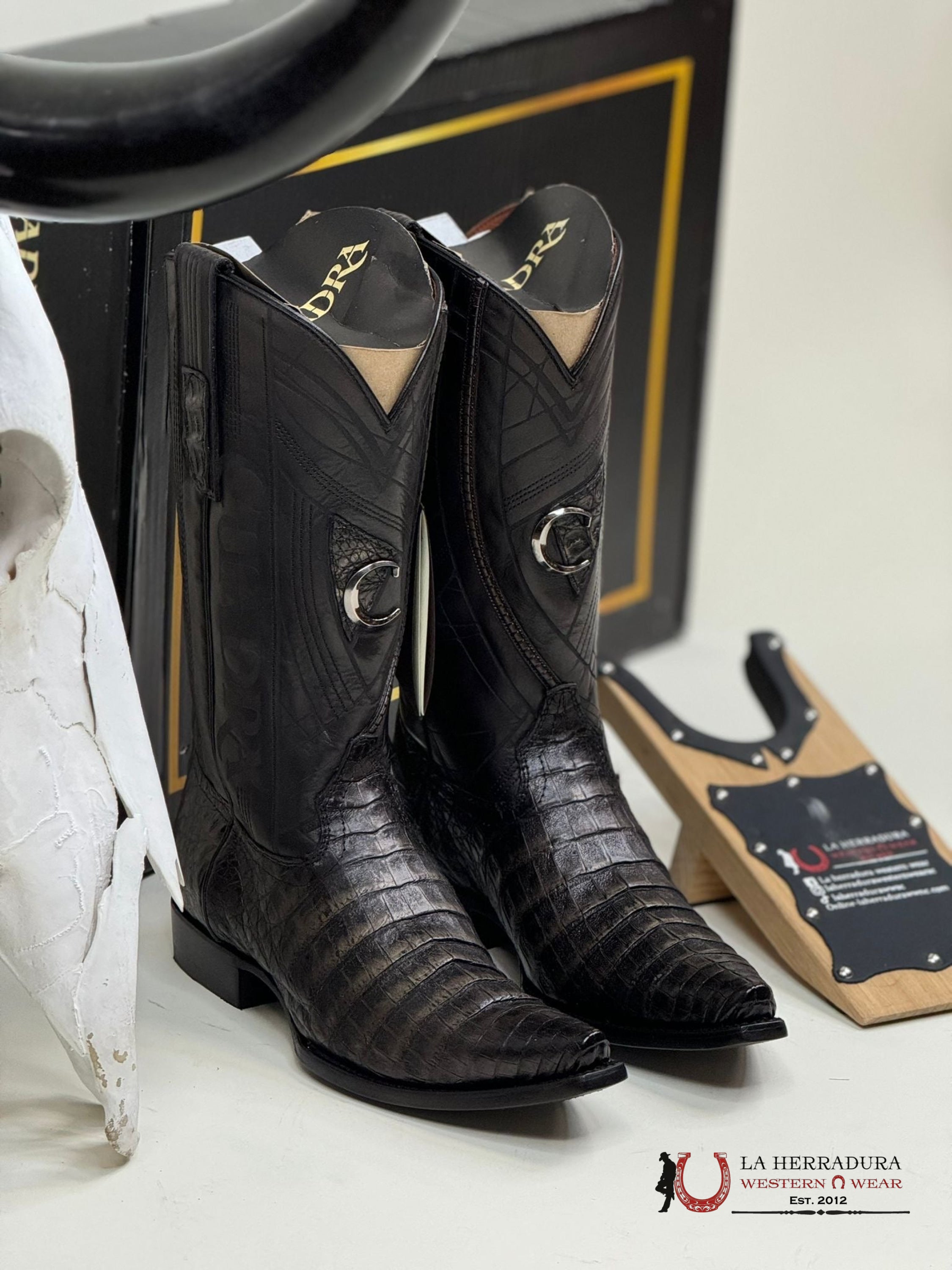 CUADRA BOOT FUSCUS LOMO BELLY ATLANTIC BLACK SAND SNIP TOE CU842