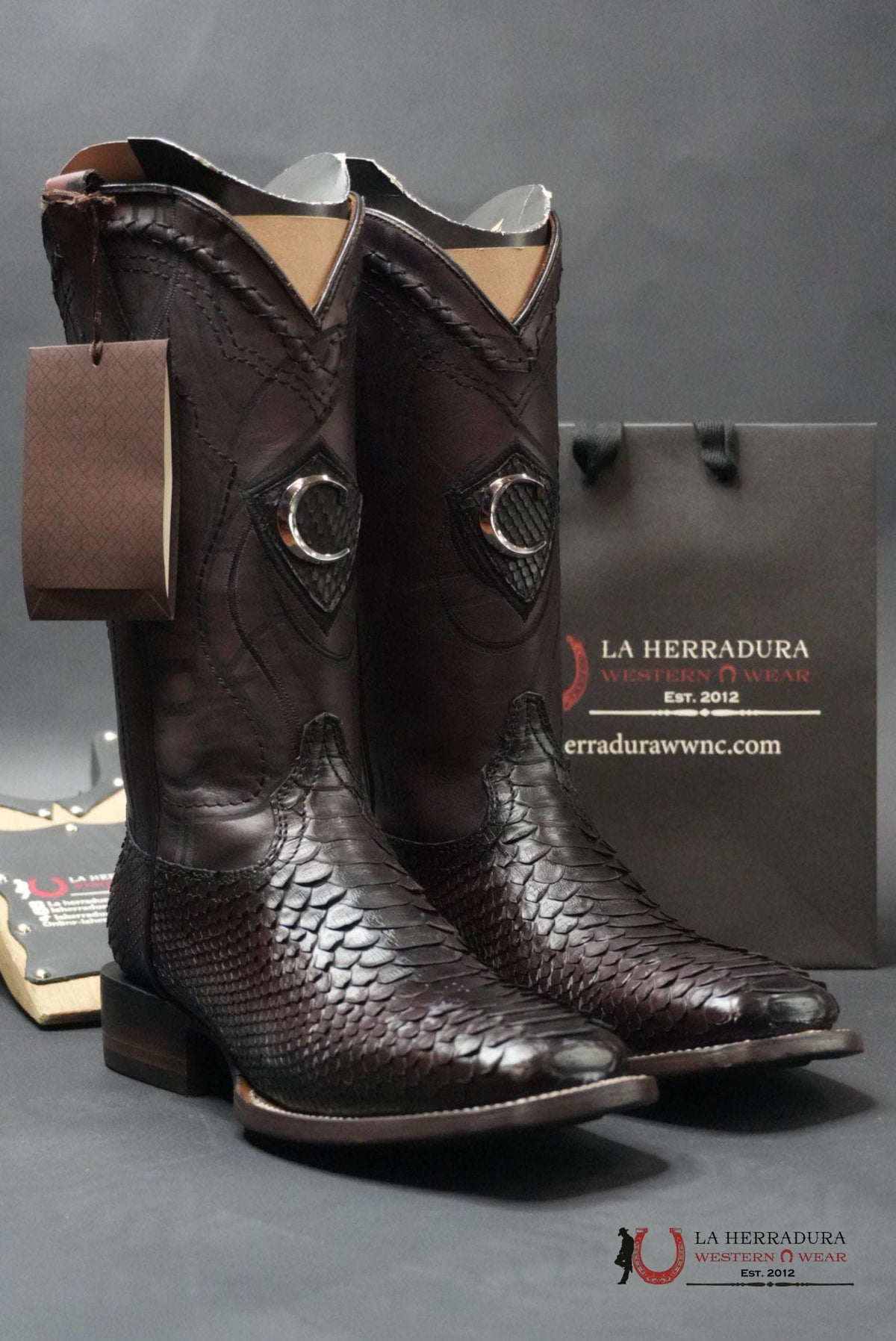CUADRA CU746 BOOT PYTHON LISBOA CHERRY/GUINDA EMBROIDERED & LASER & WO