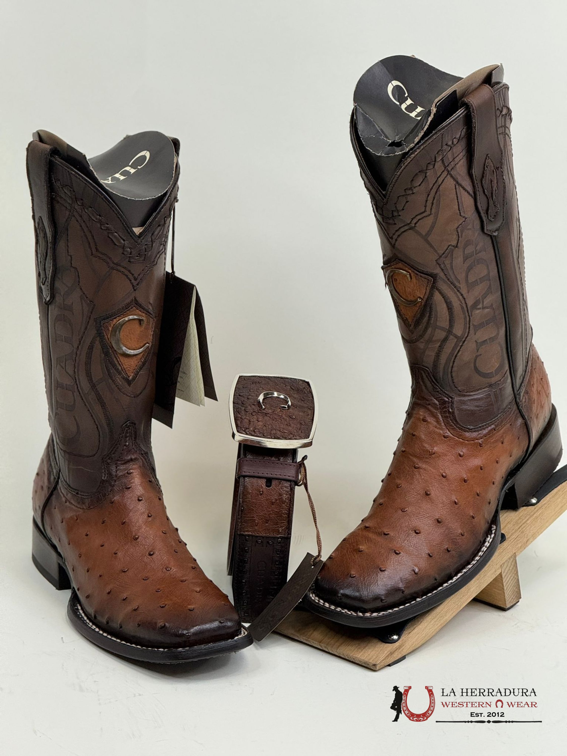 Cuadra Boots Ostrich Moroni Castaño Laser & Embroidery Square Toe
