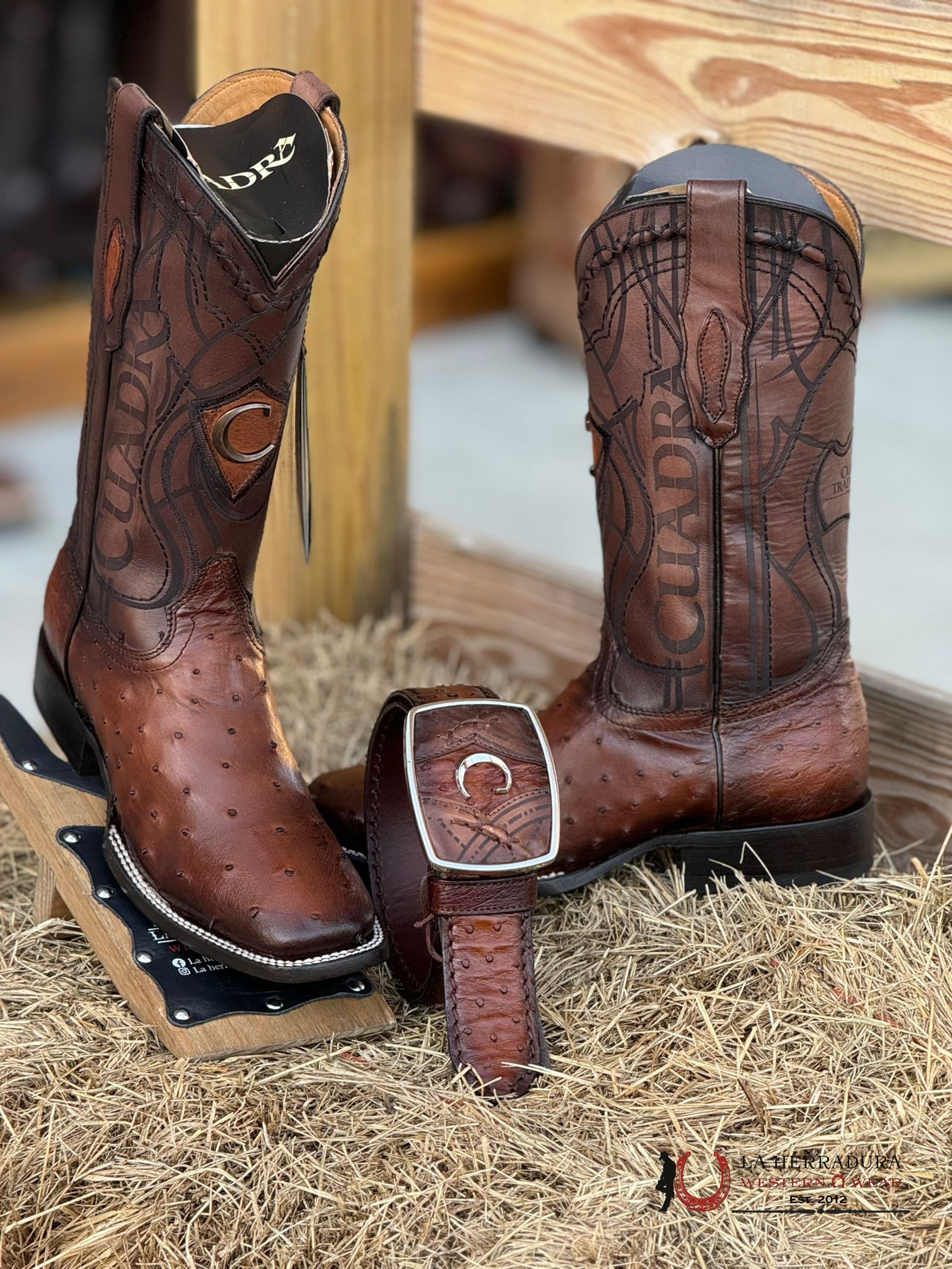 Cuadra Boots Ostrich Moroni Castaño Laser & Embroidery Square Toe