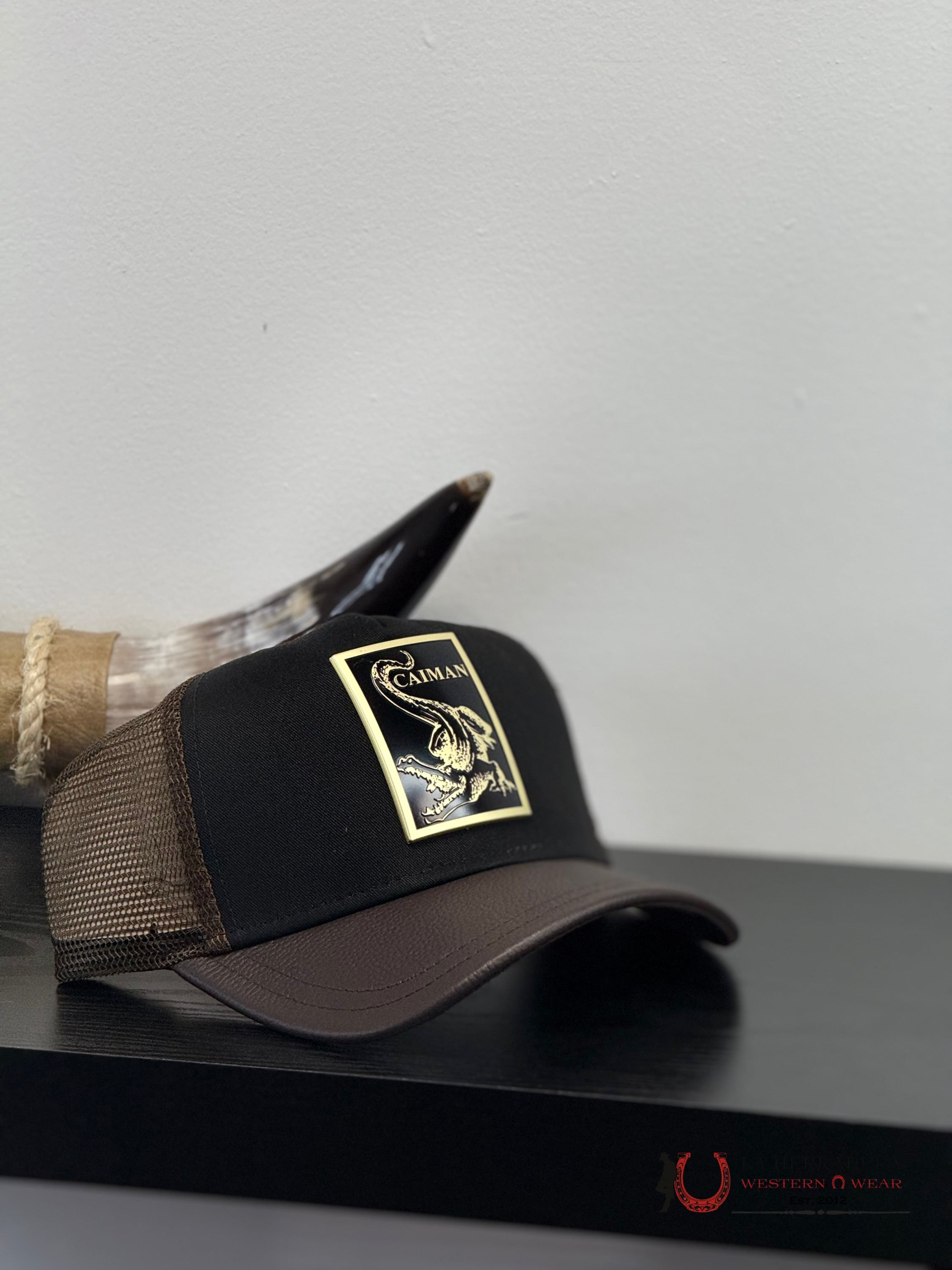 CUADRA DARK BROWN ALLIGATOR METAL PATCH LEATHER CAP - CC117 CAPS MENS GORRAS HOMBRES