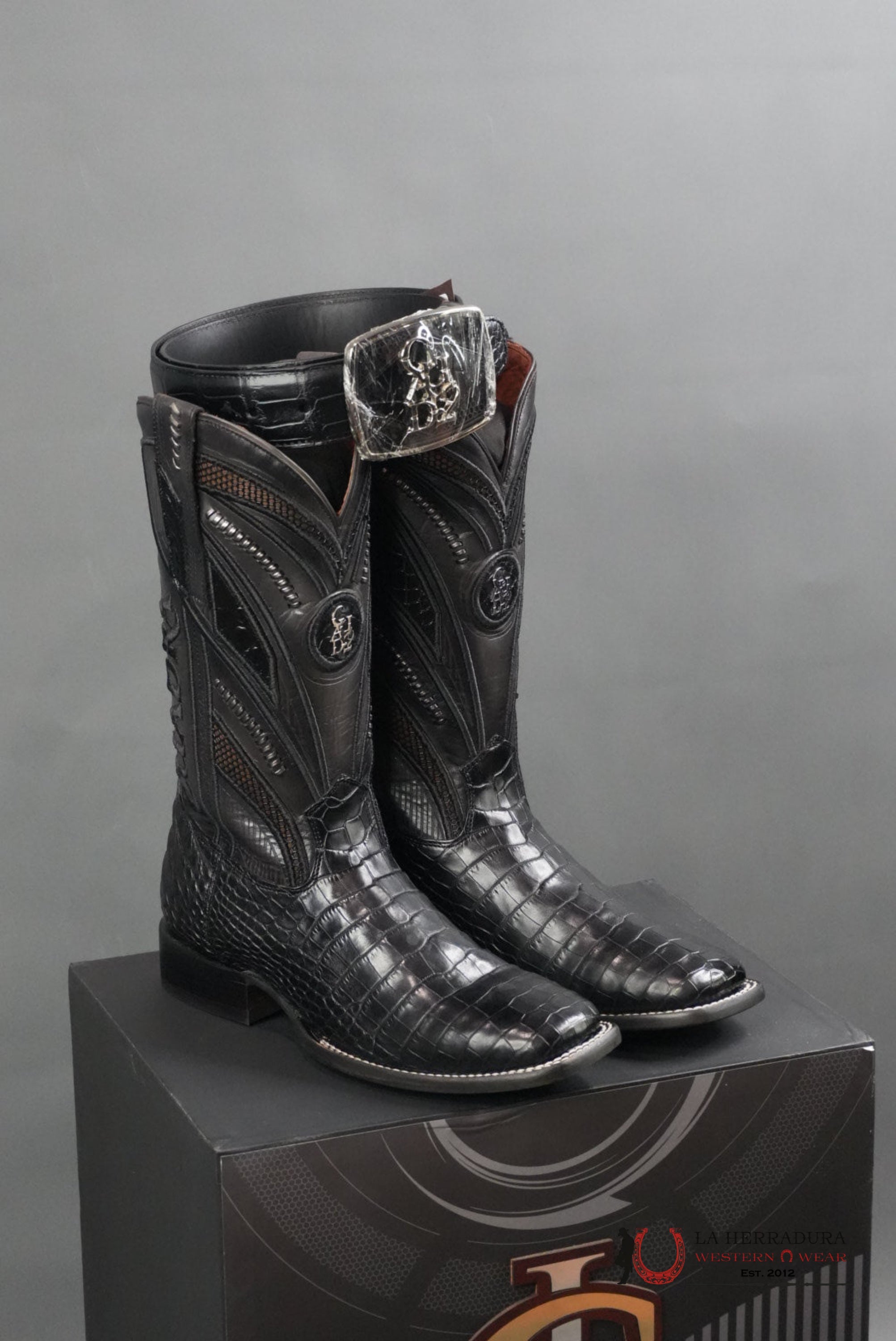 CUADRA IMPERIO BOOTS ALIGATOR/CAIMAN LIMITED EDITION BLACK SQUARE TOE (EE) BOTAS HOMBRES