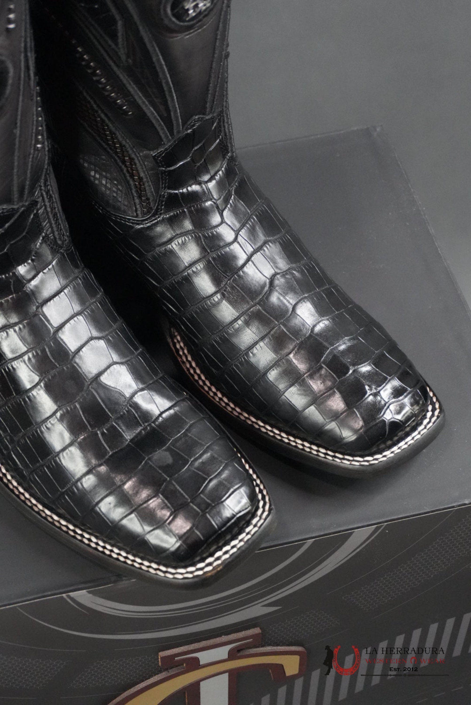 CUADRA IMPERIO BOOTS ALIGATOR/CAIMAN LIMITED EDITION BLACK SQUARE TOE (EE) BOTAS HOMBRES
