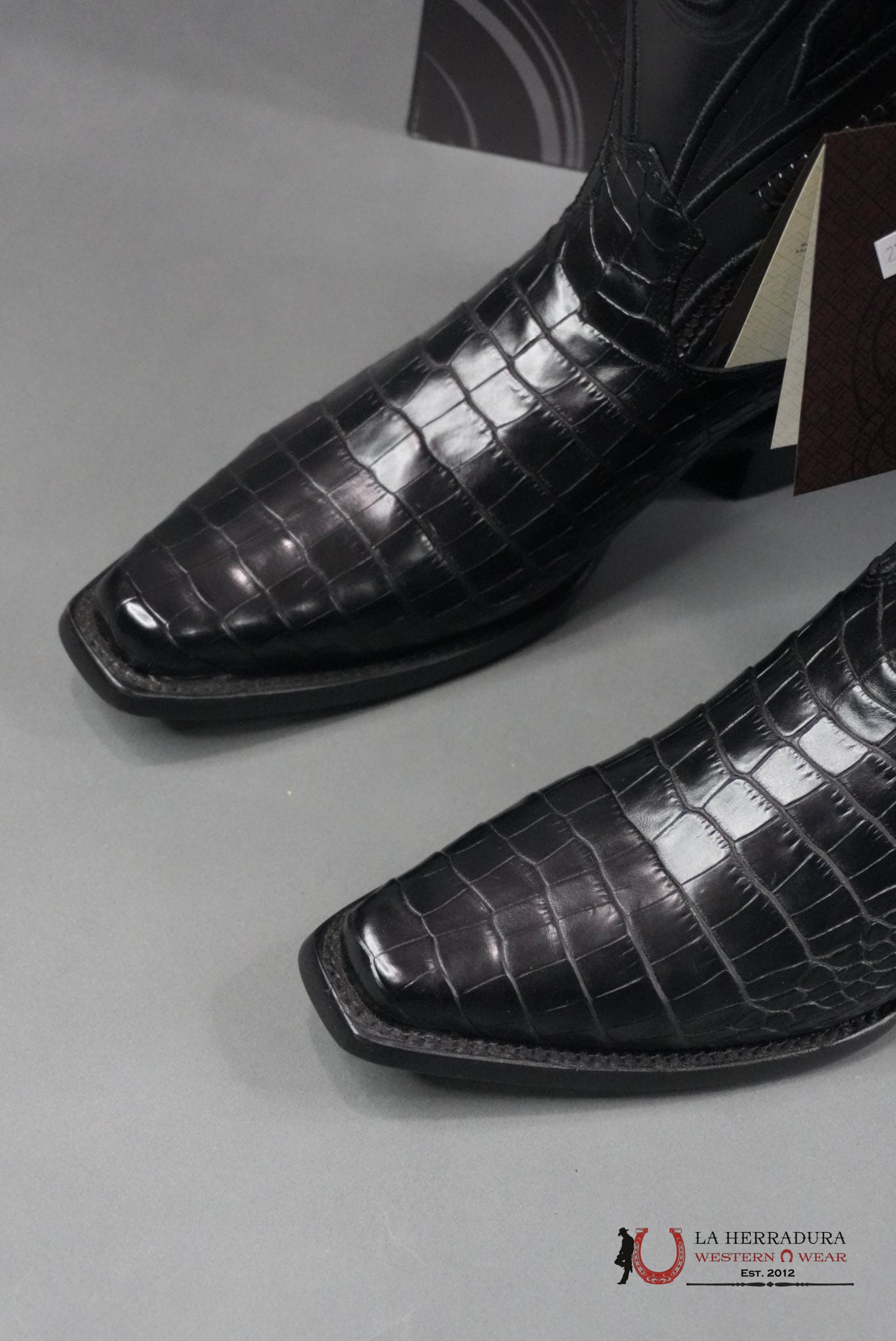 CUADRA IMPERIO BOOTS ALIGATOR LIMITED EDITION BLACK NARROW BOTAS HOMBRES