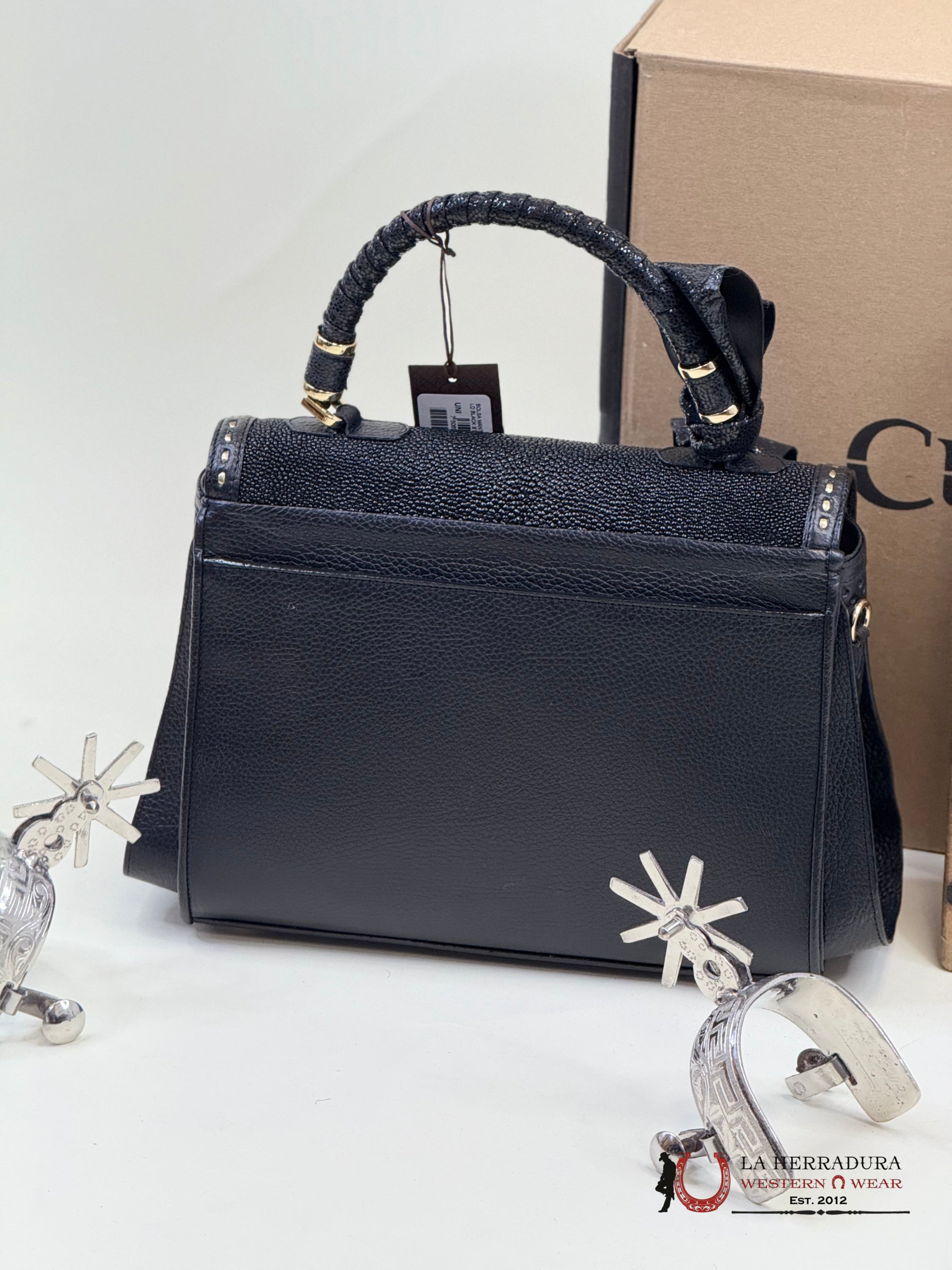 Cuadra Mantarraya Hand Bag Black Ropa Mujeres