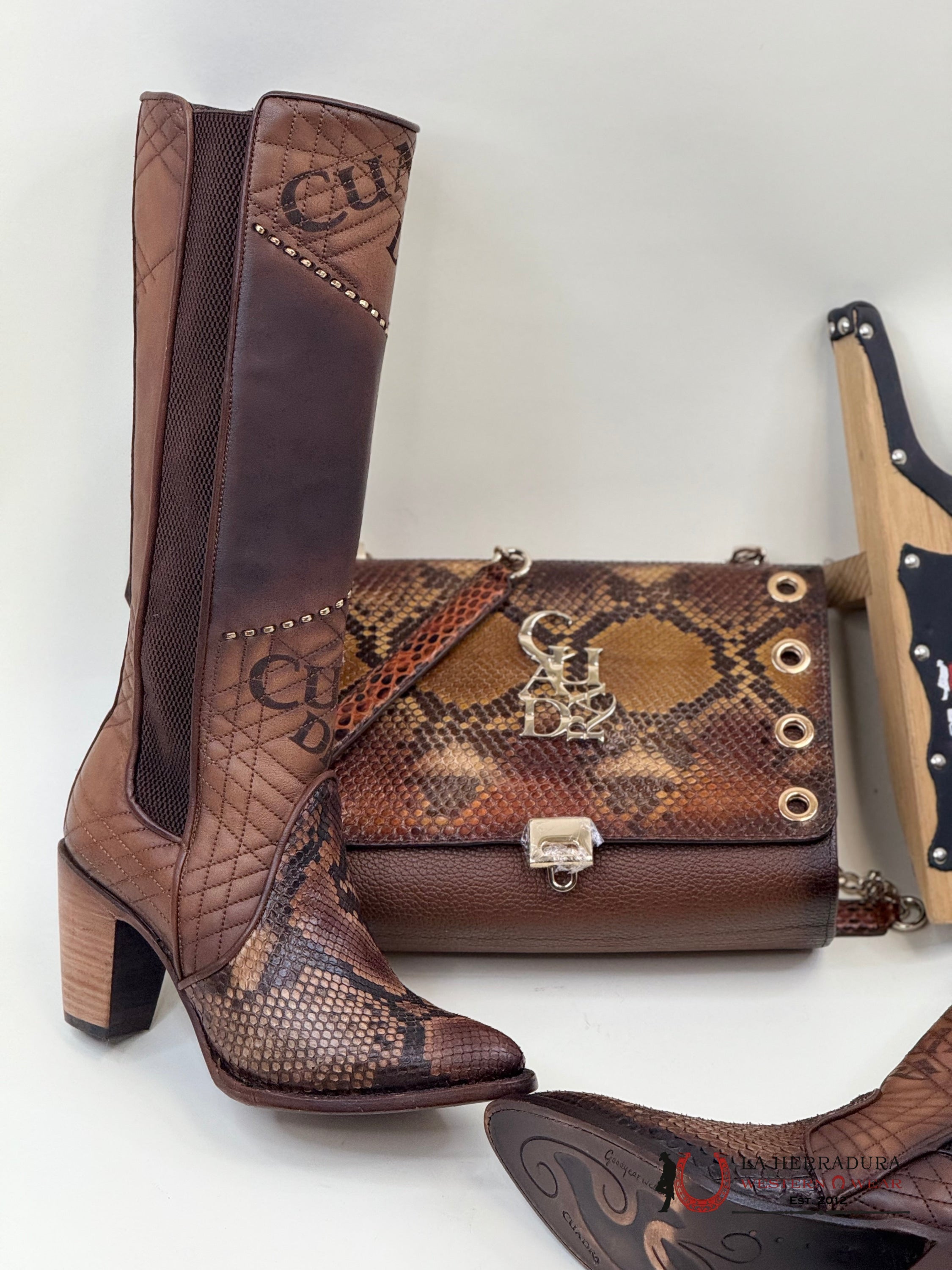 Cuadra Piton Belly Monaco Miel Cross Body Ropa Mujeres