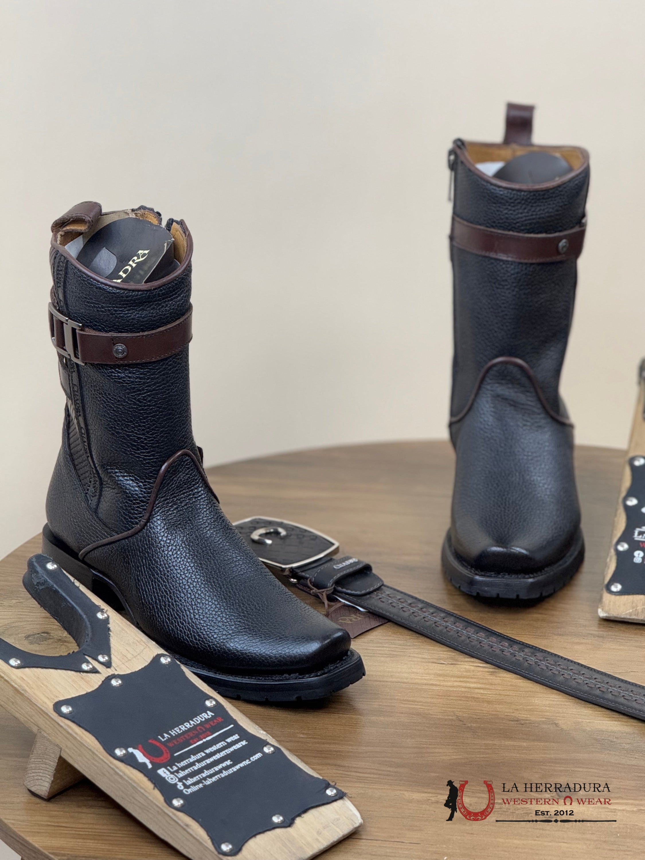 Cuadra Short Boot Res Santana Negro Lazer & Embroidery Narrow Square Toe- 1J2Jrs Botas Hombres