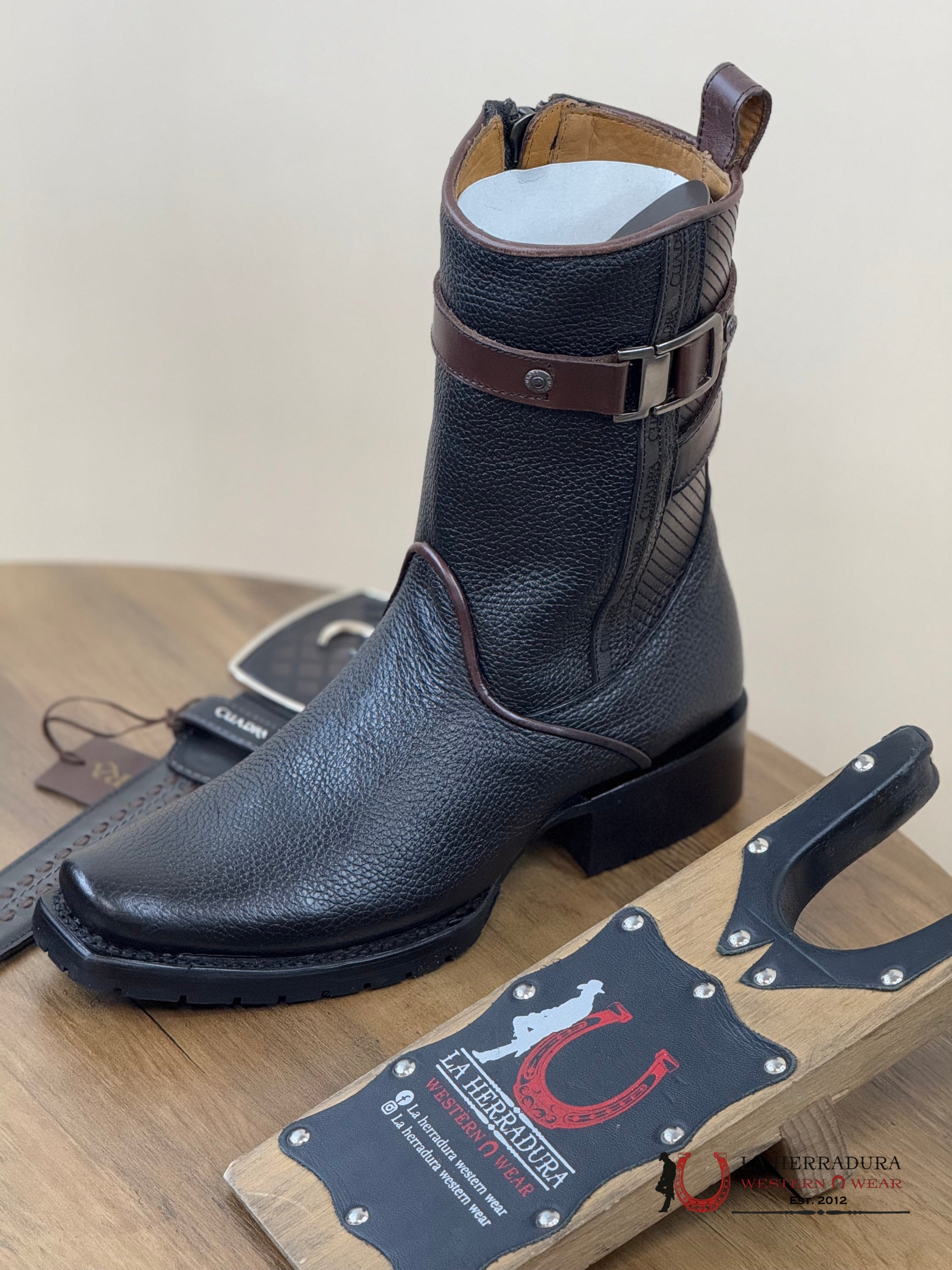 Cuadra Short Boot Res Santana Negro Lazer & Embroidery Narrow Square Toe- 1J2Jrs Botas Hombres