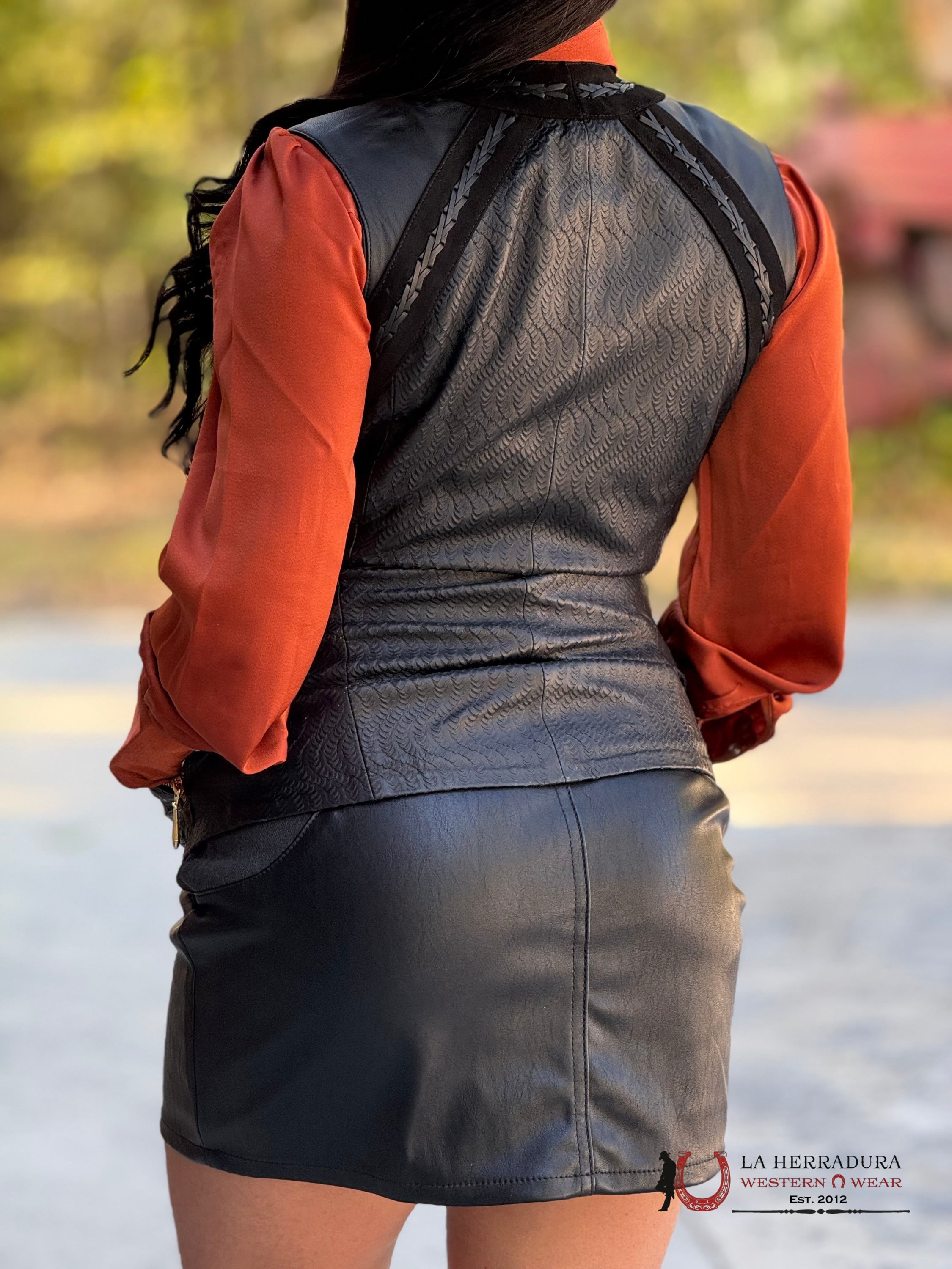 Cuadra Womens Checkered Embroidered Black Leather Vest Ropa Mujeres