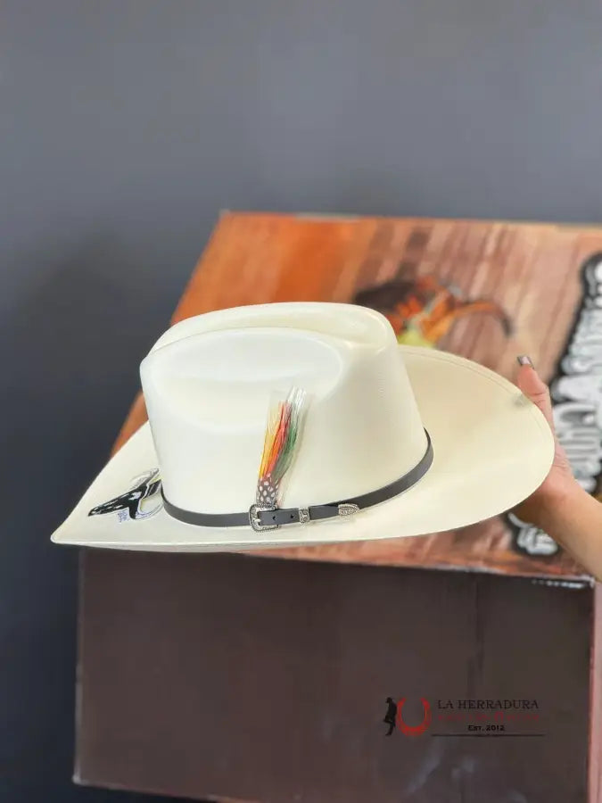 Cuernos Chuecos 5000X Limited Edition Straw Hat Ranchera Atejanada Tejana