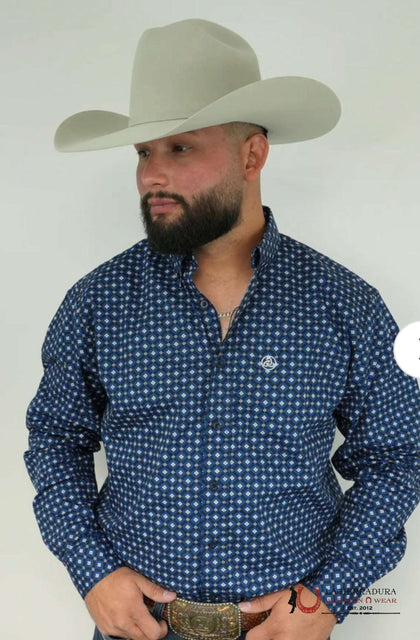 CUERO LINE MEN BLUE LONG SLEEVE STRIPED  PRINT