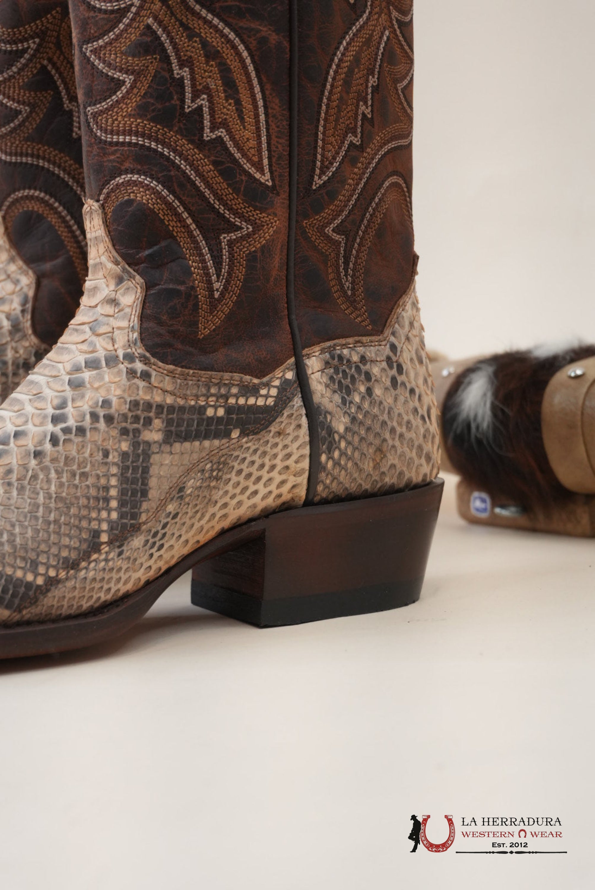 DAN POST SAND/BROWN PYTHON STRURGIS BOOT MENS BOTAS MUJERES