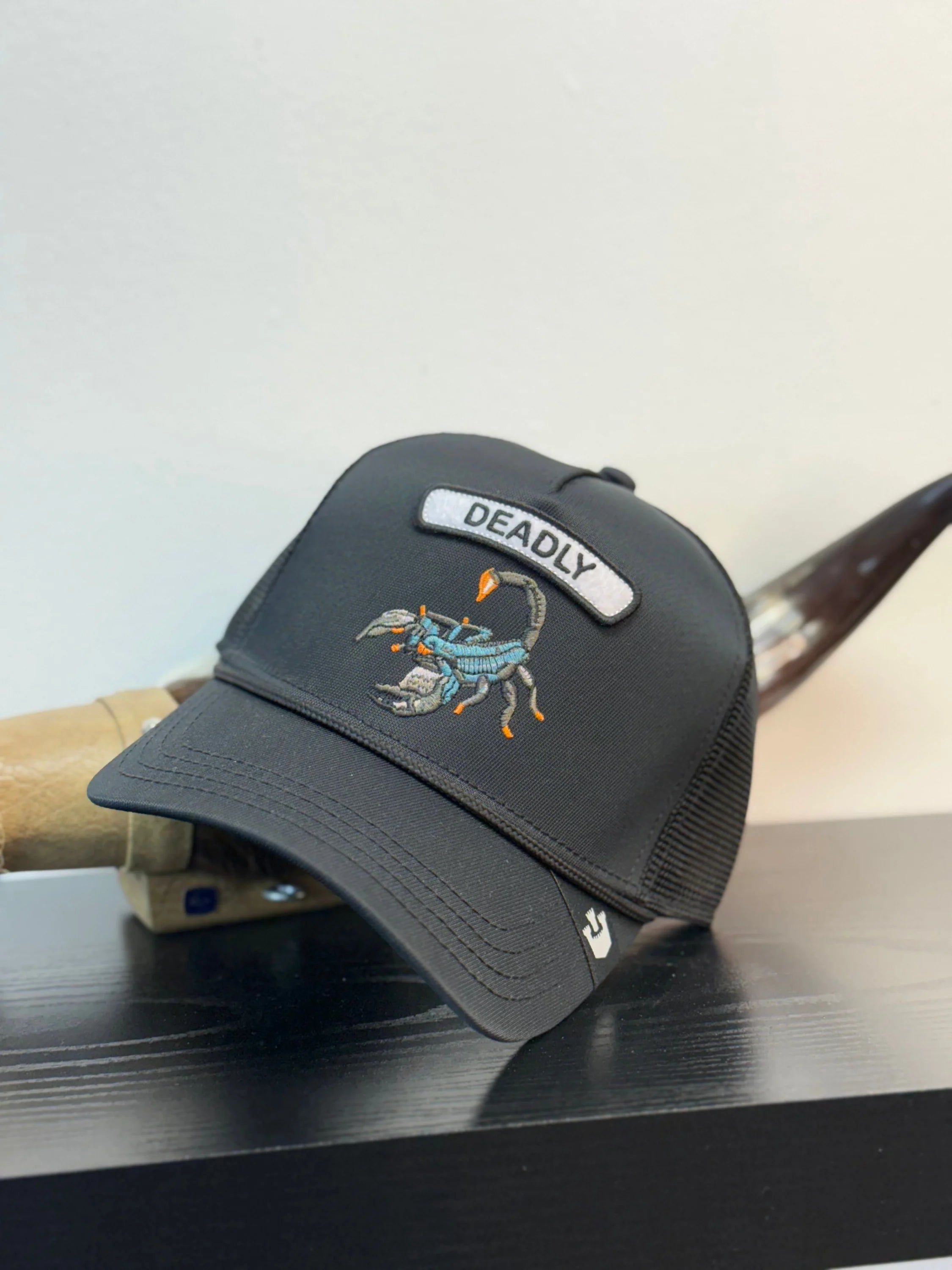 EXOTIC ANIMAL Style BLACK DEADLY CAP