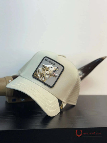Animal exótico Estilo AULLANDO EN UNA GORRA DE VACA