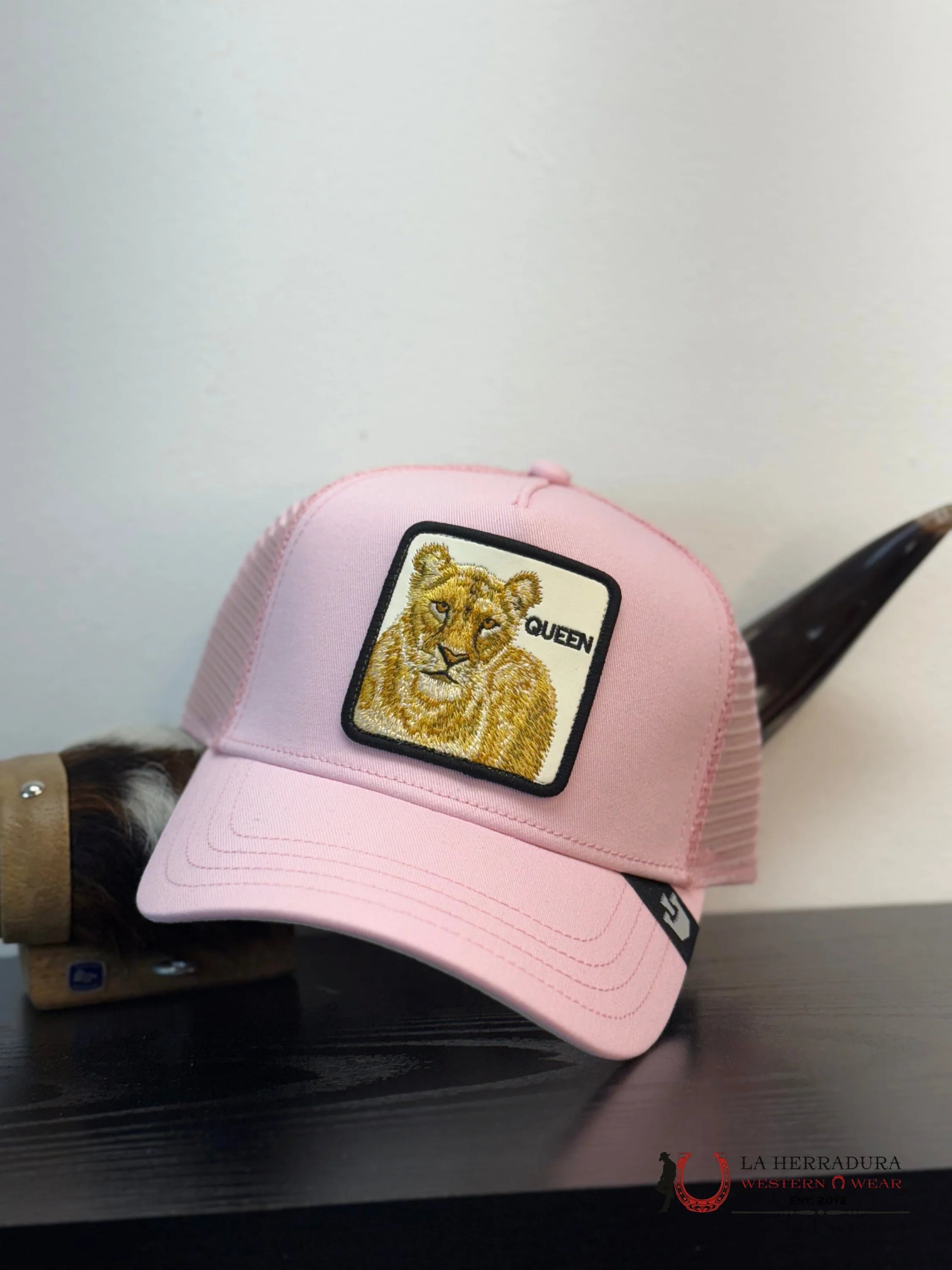 EXOTIC ANIMAL Style THE QUEEN LIONESS COW CAP