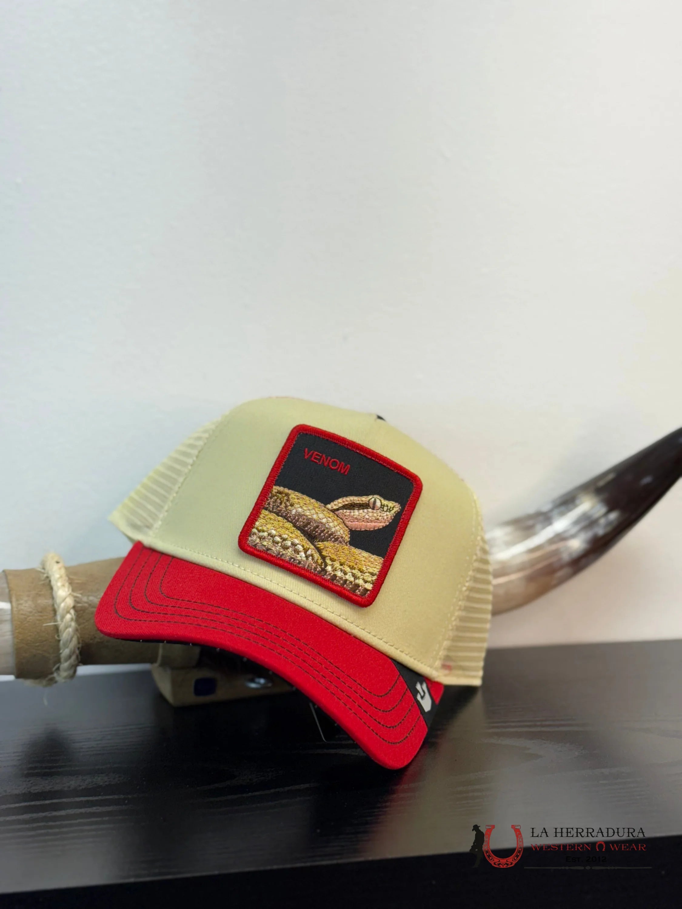 EXOTIC ANIMAL Style THE VENOM SNAKE COW CAP