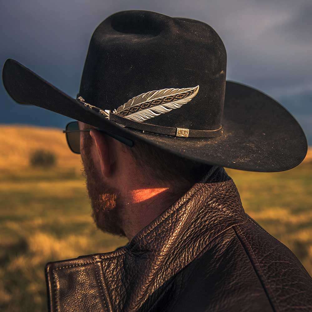 MONTANA SILVERSMITH HAT FEATHER PLAIN/SIN LETRAS GOLD & BLACK DETAIL Laherradurawwnc.com