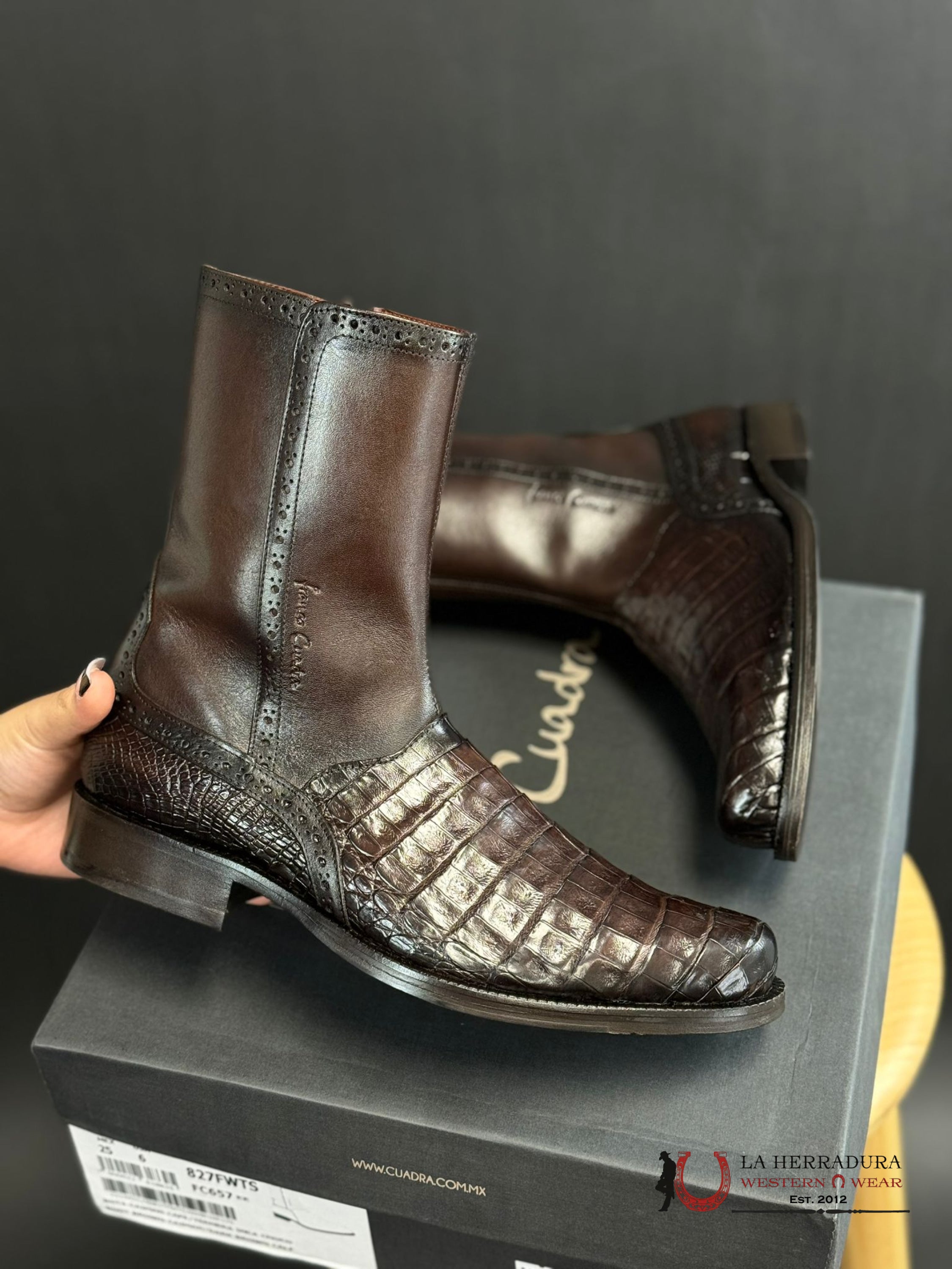 Franco Cuadra Short Boots Caiman Dark Brown Calf Narrow Round Toe Botas Hombres