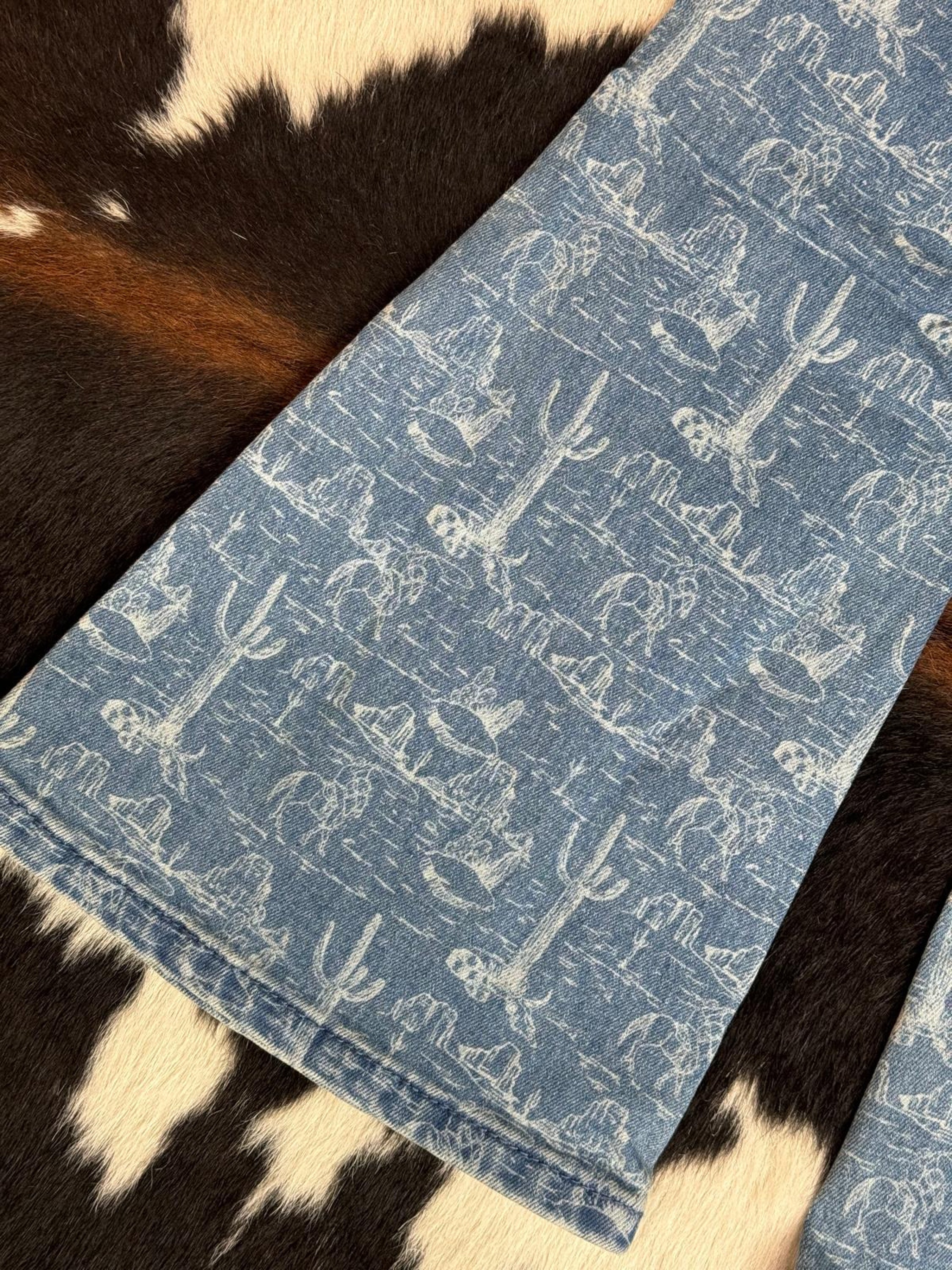 Girls Rock & Roll Medium Wash Desert Print Button Flare Niños